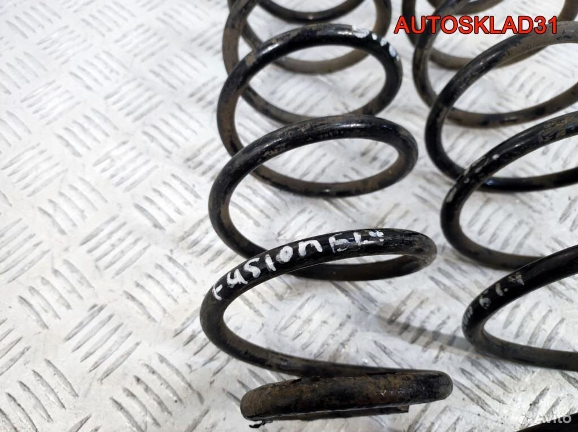 Пружина задняя Ford Fusion 1329627, 900 рублей, Дубовое