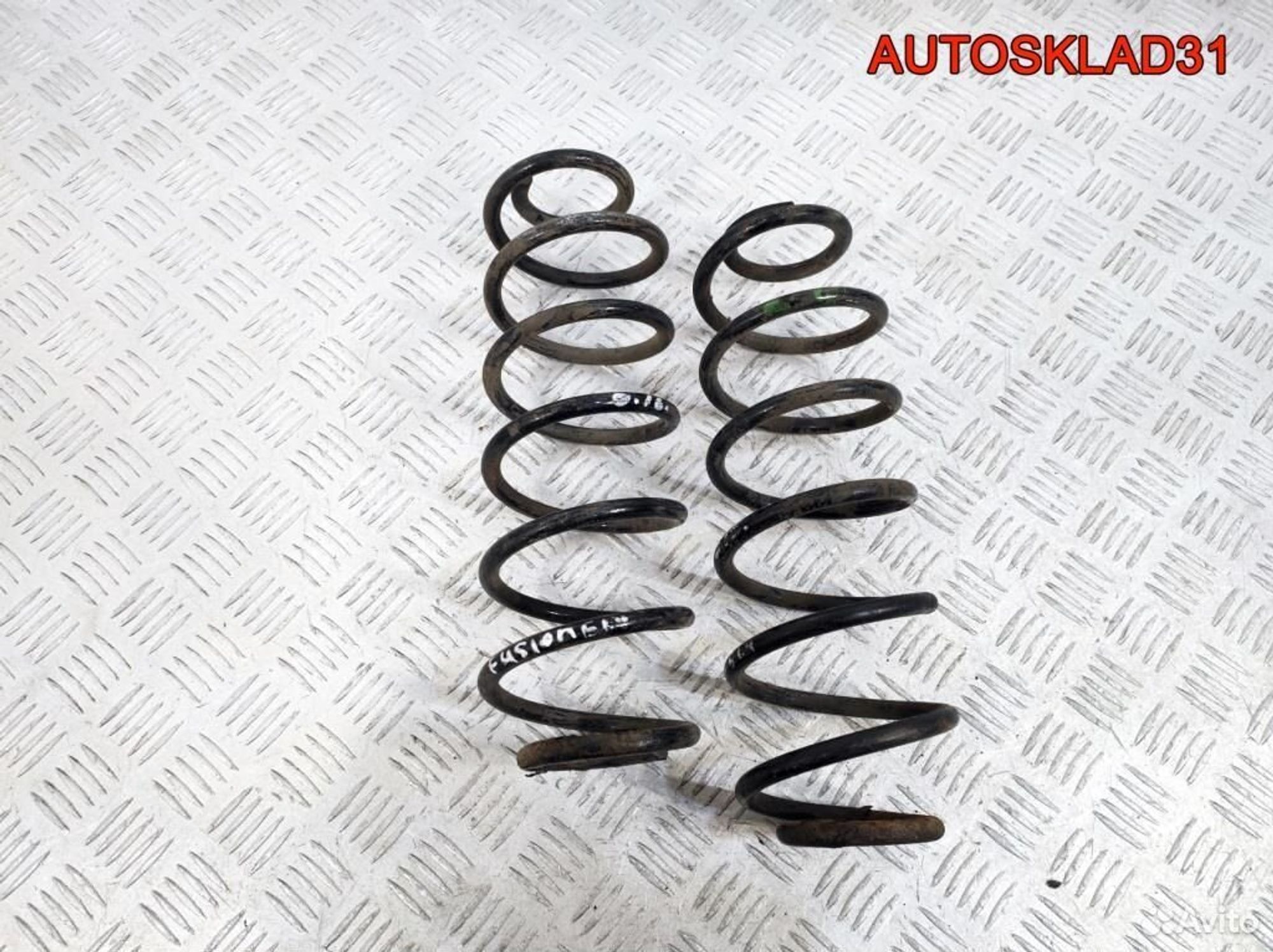 Пружина задняя Ford Fusion 1329627, 900 рублей, Дубовое