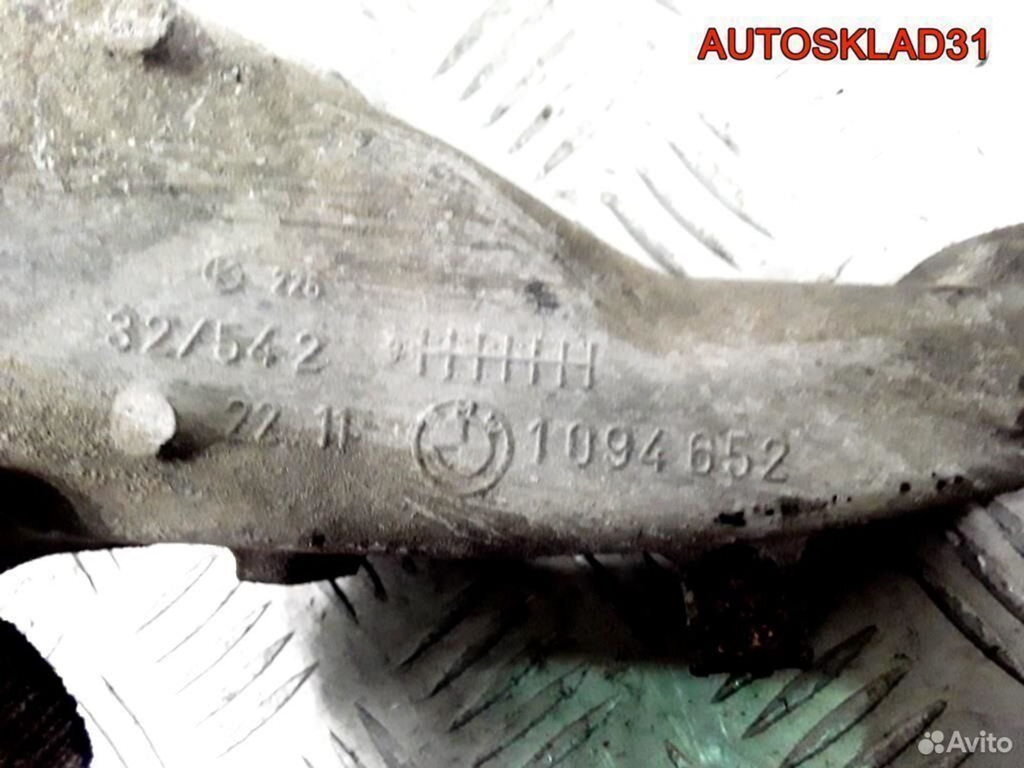 Кронштейн двигателя правый BMW E46 22111094652, 1100 рублей, Дубовое