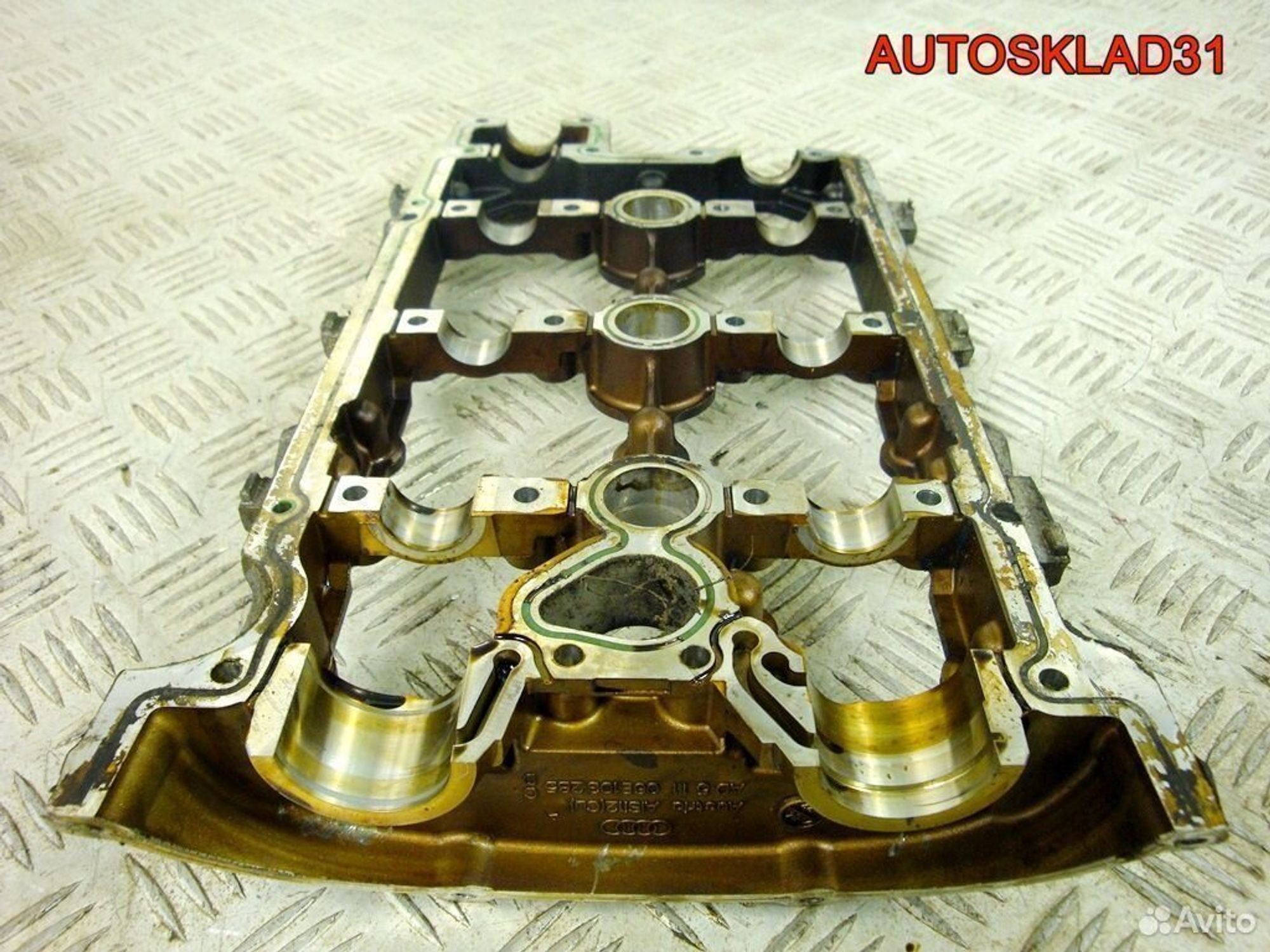 Постель распредвала правая Audi A6 C6 06E103285C, 5400 рублей, Дубовое