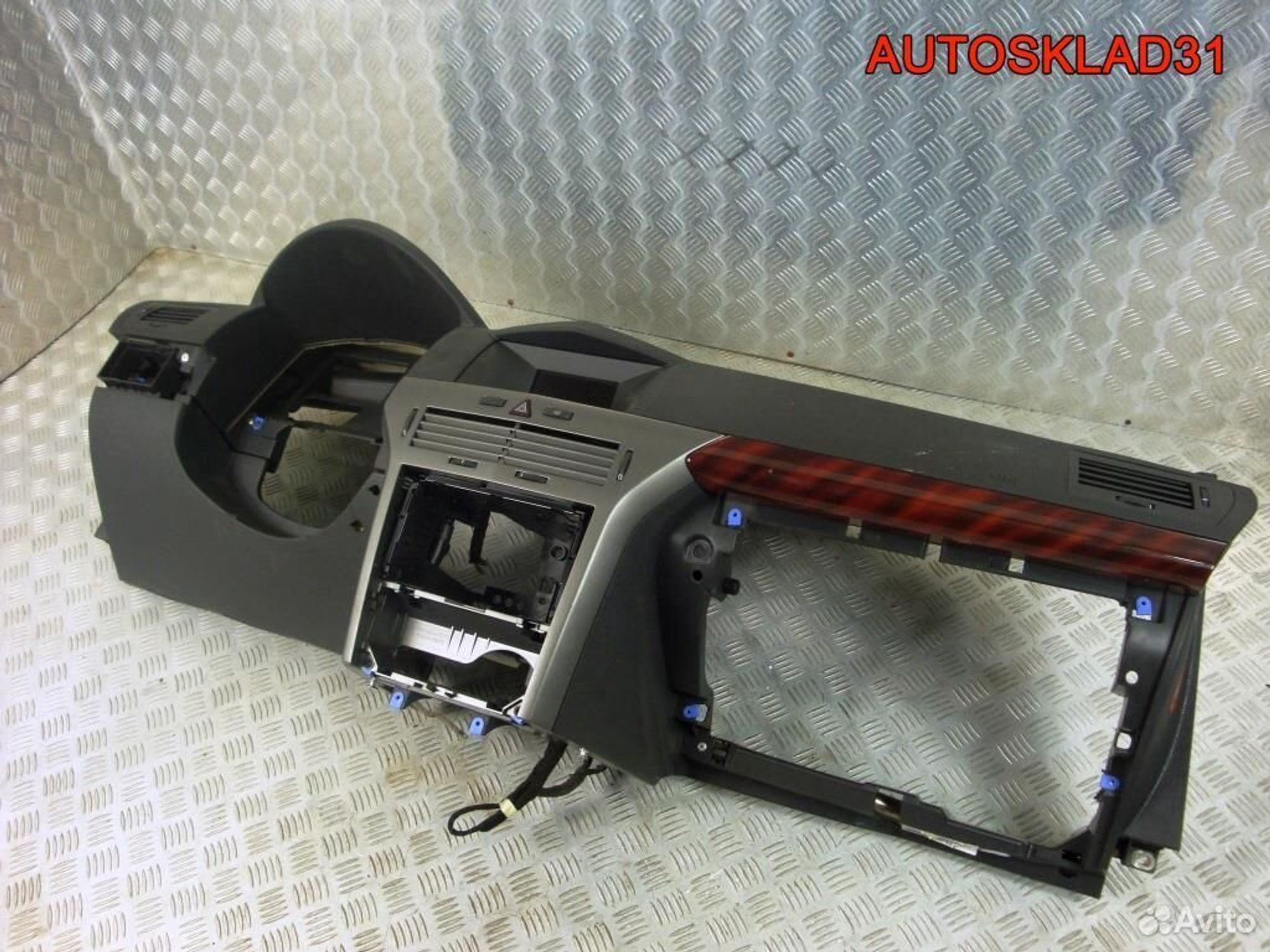 Торпедо Opel Astra H 13149016, 20300 рублей, Дубовое