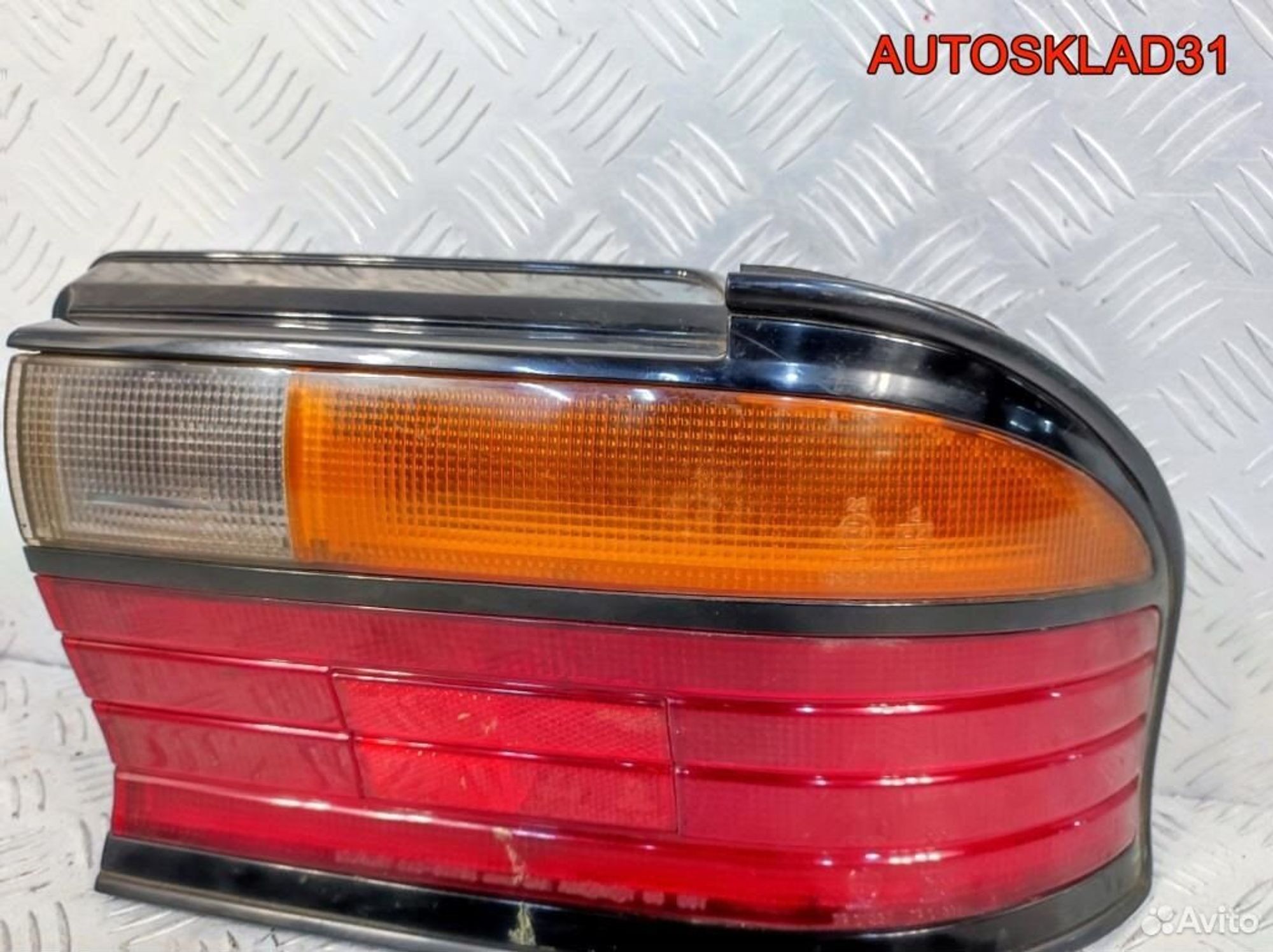 Фонарь задний правый Mitsubishi Galant E3 0438529R, 1700 рублей, Дубовое