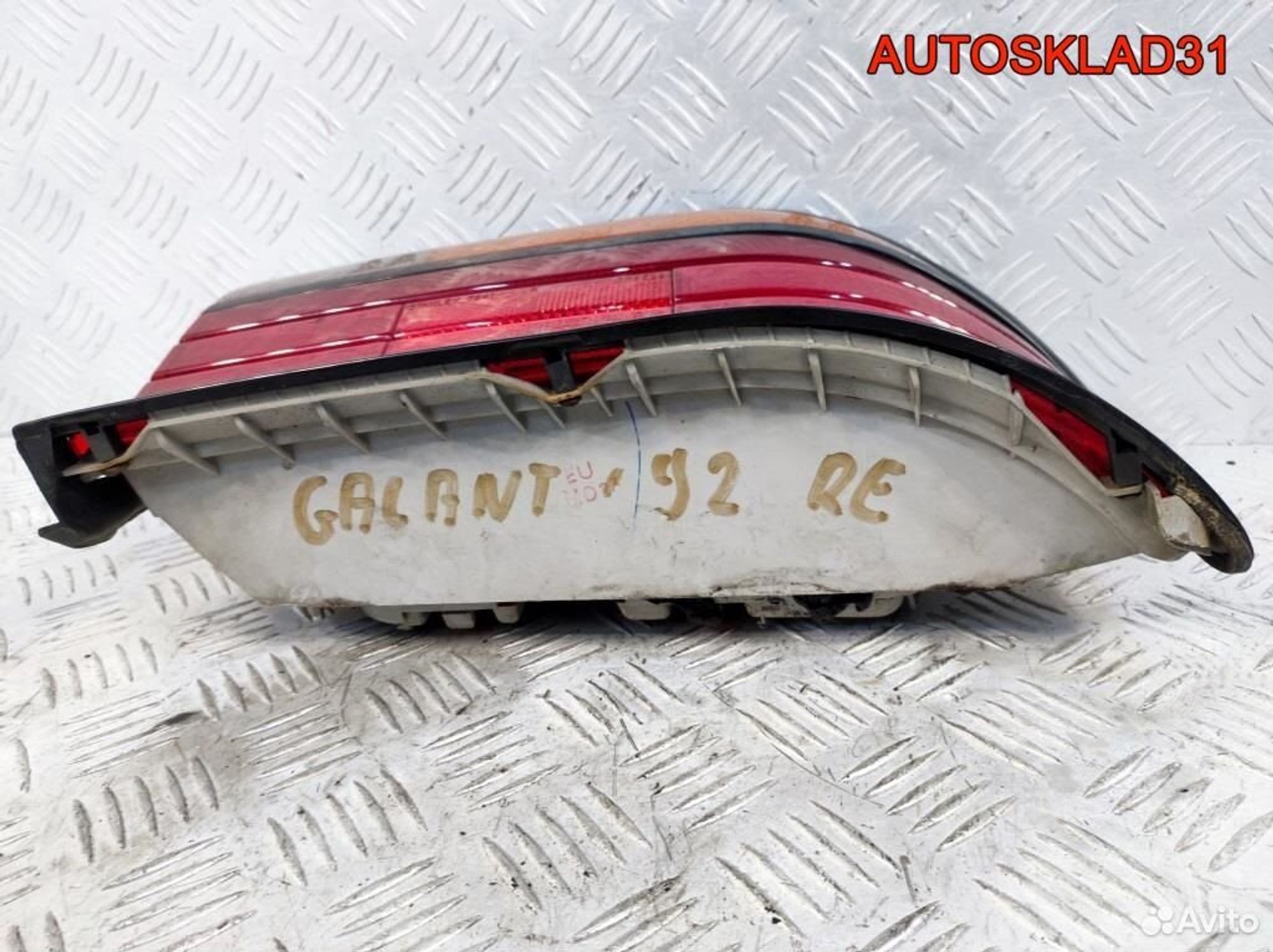 Фонарь задний правый Mitsubishi Galant E3 0438529R, 1700 рублей, Дубовое
