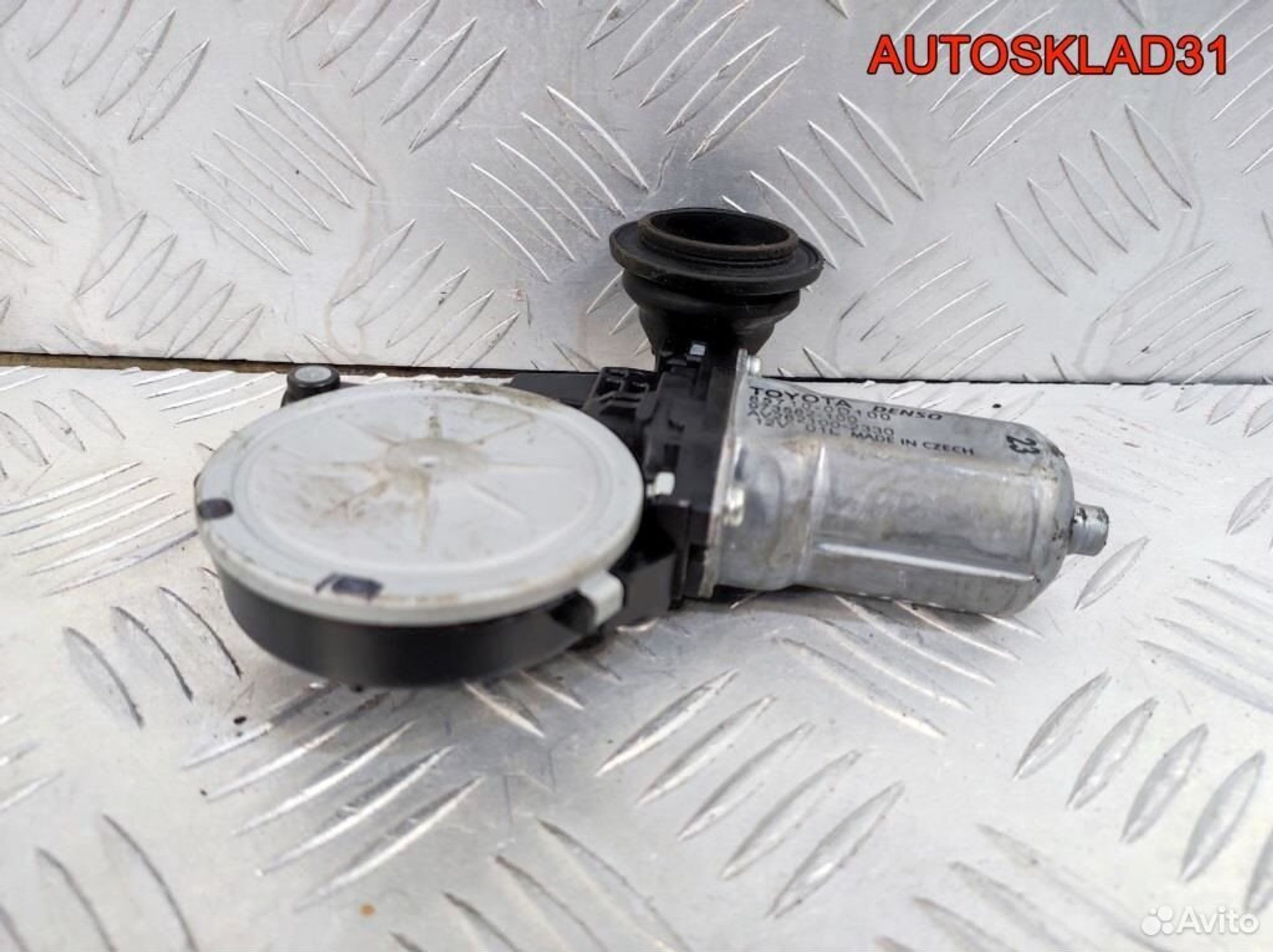 Моторчик стеклоподъемника Toyota Yaris 857100D100, 2100 рублей, Дубовое