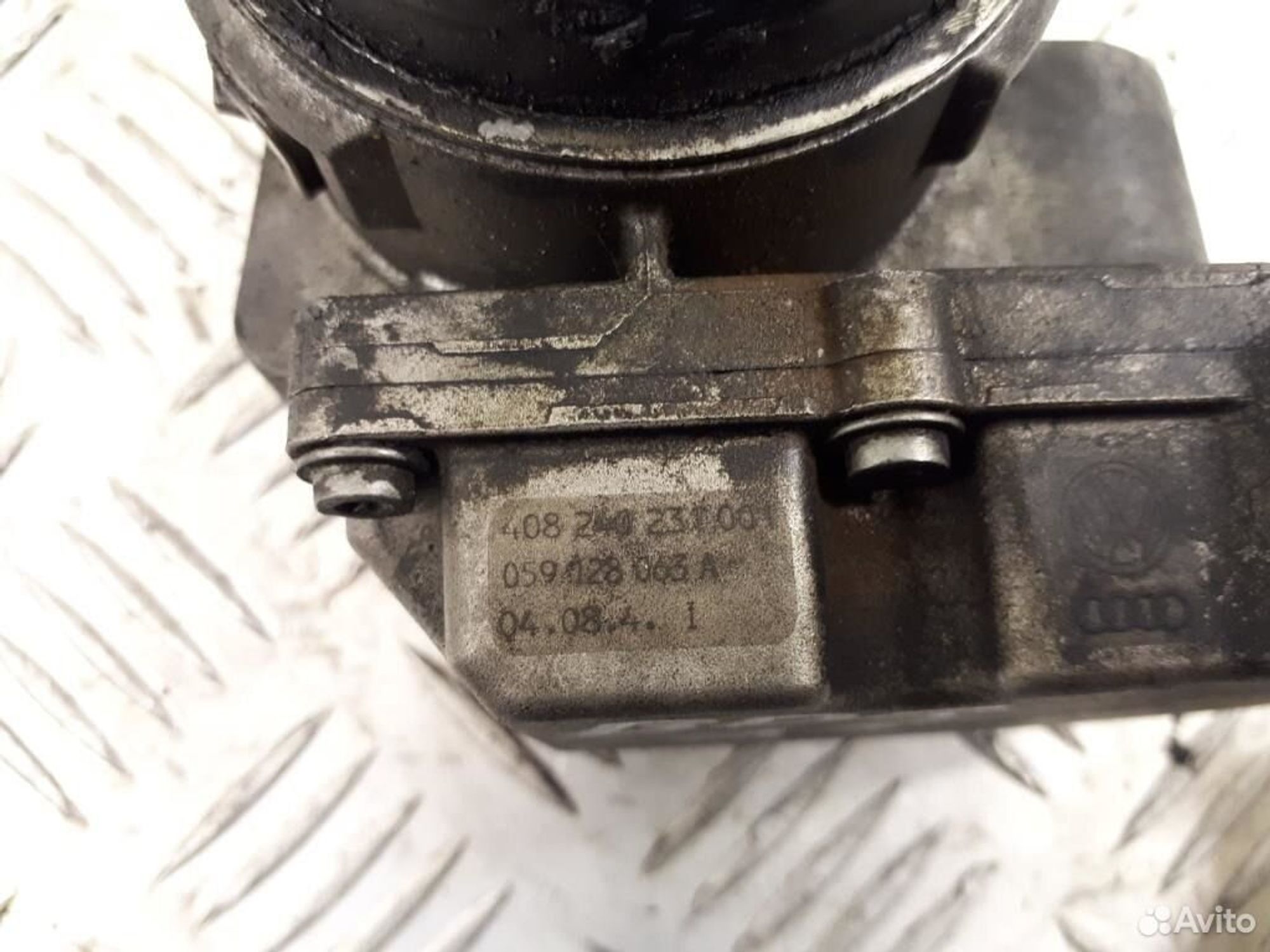 Дроссельная заслонка Audi A6 C5 2.5 BDG 059128063A, 2900 рублей, Дубовое