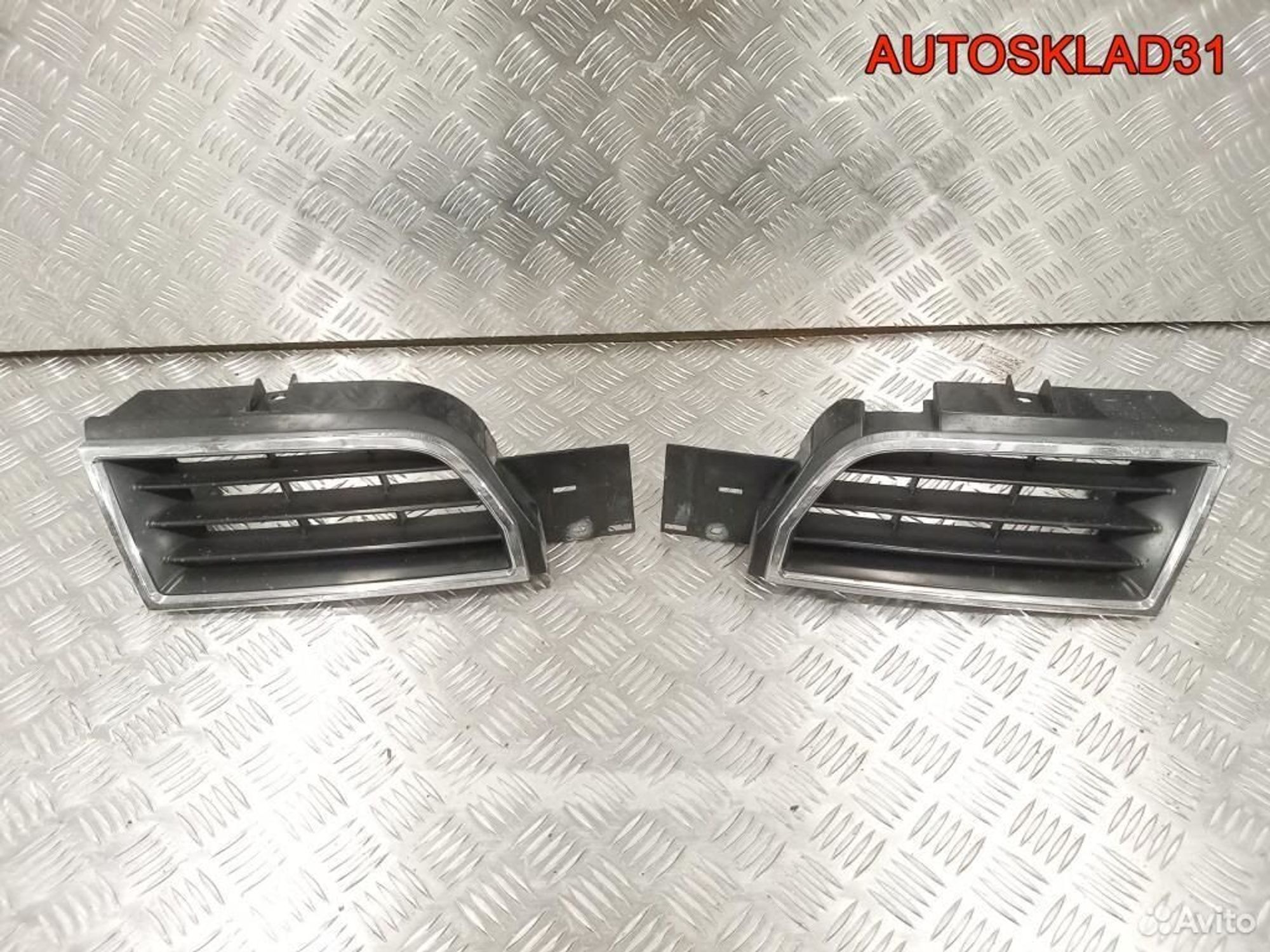 Решетка радиатора Mitsubishi Carisma MR914635 хром, 10200 рублей, Дубовое