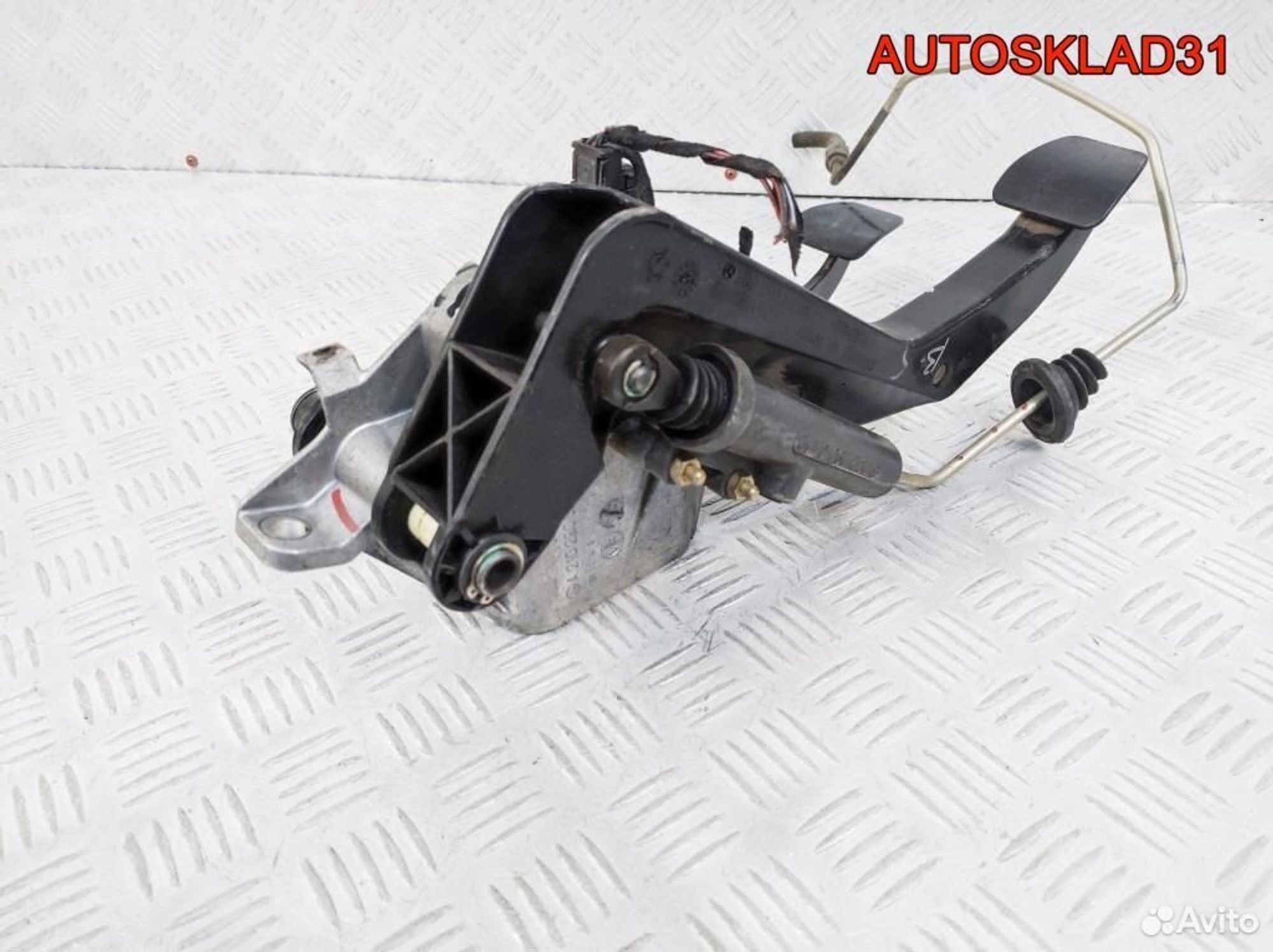 Блок педалей МКПП Mercedes Benz W210 A2102900519, 2100 рублей, Дубовое