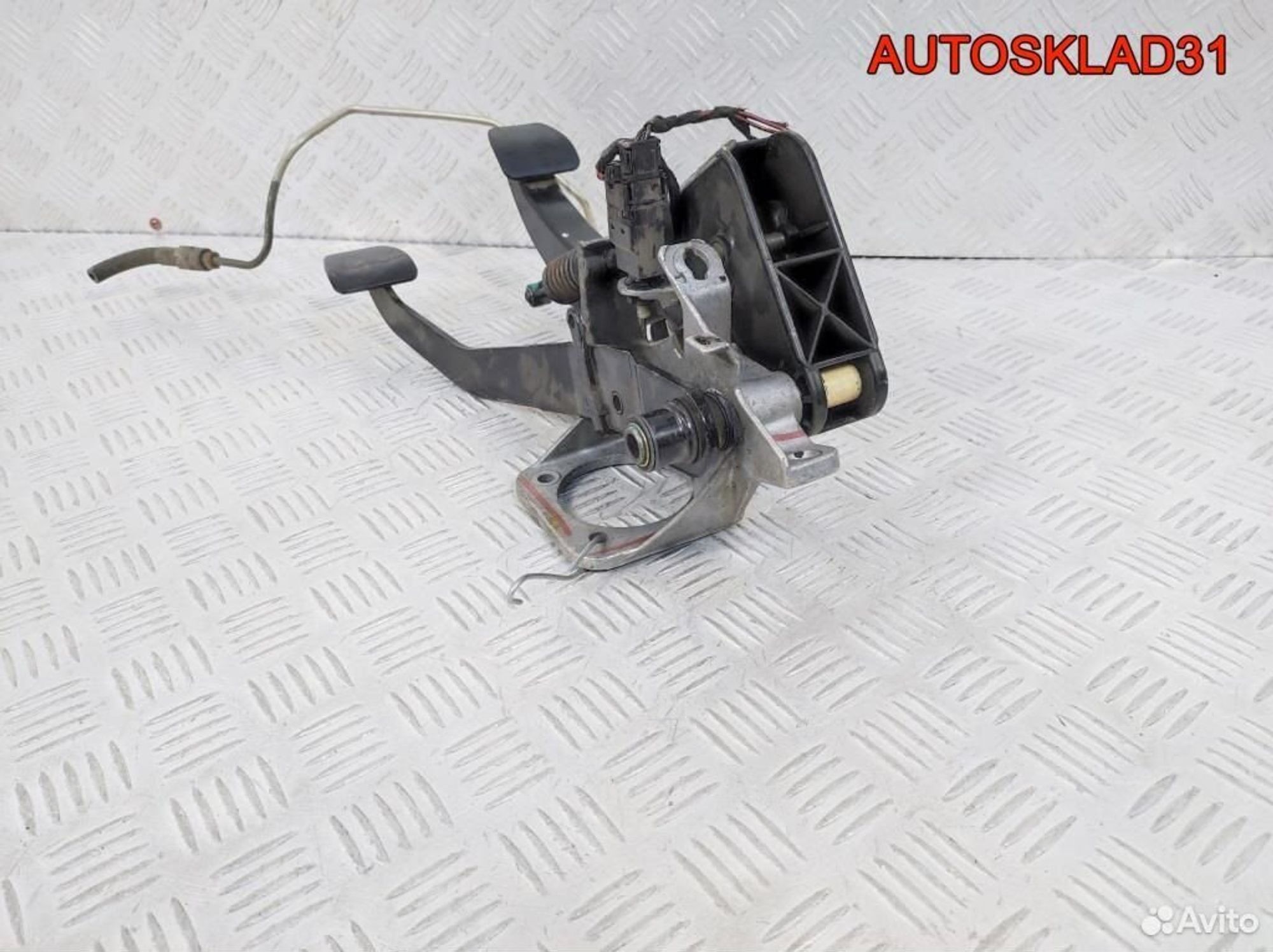 Блок педалей МКПП Mercedes Benz W210 A2102900519, 2100 рублей, Дубовое