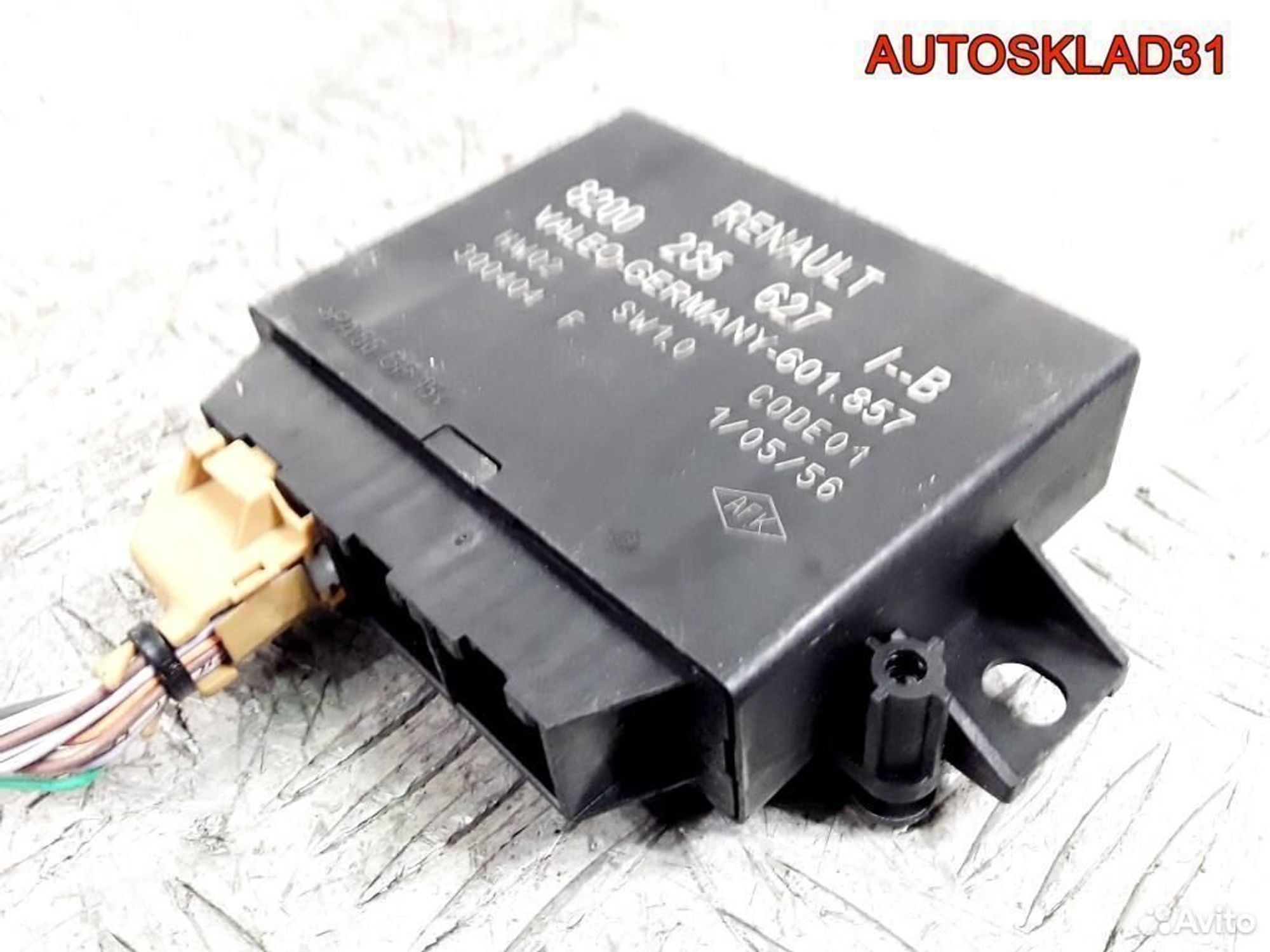 Блок парктроников Renault Espace 4 8200235627, 1700 рублей, Дубовое