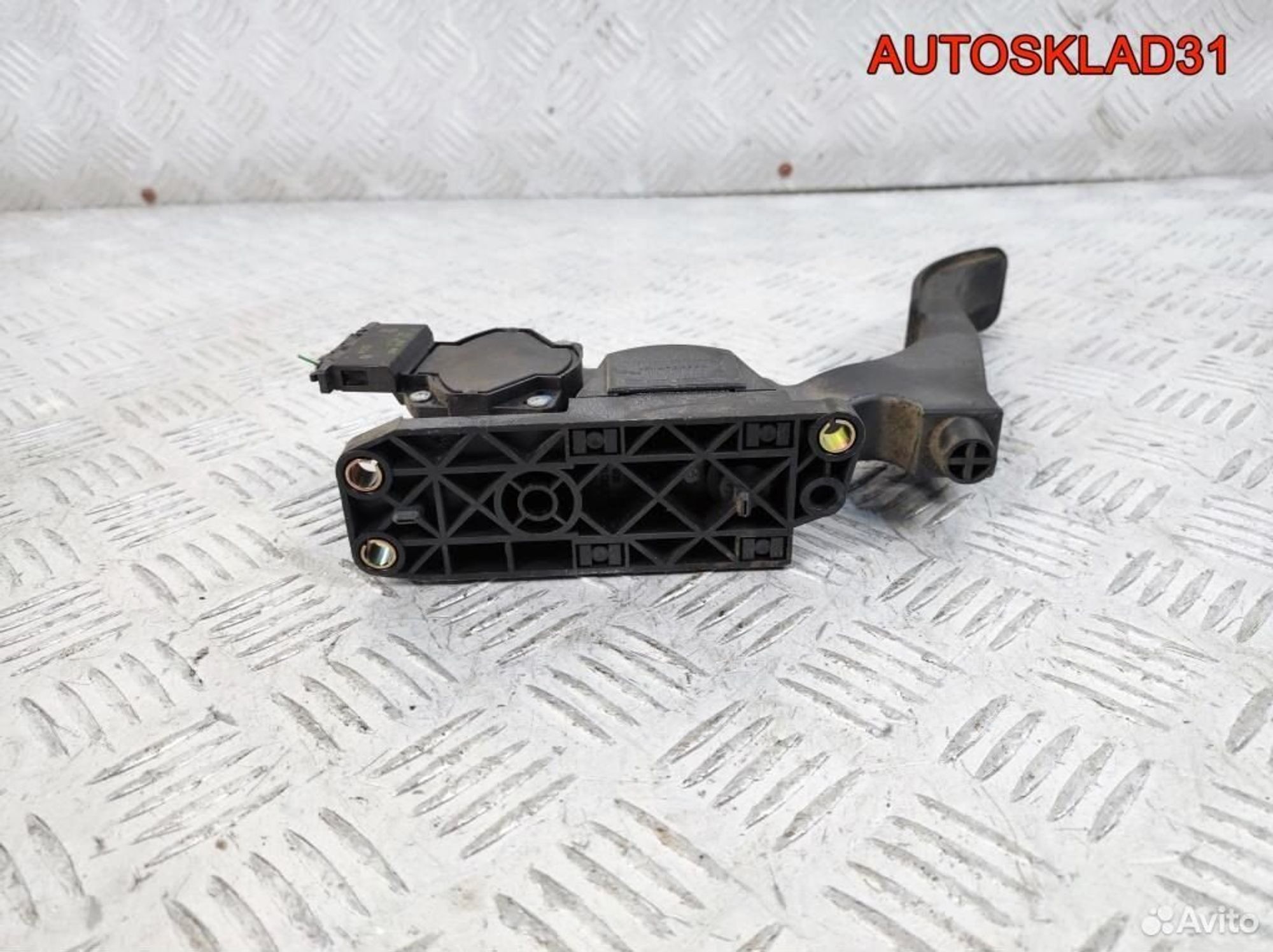 Педаль газа Skoda Fabia 1,9 SDI 6Q1721503, 1700 рублей, Дубовое