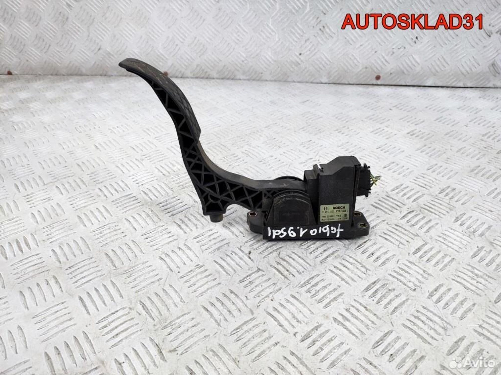 Педаль газа Skoda Fabia 1,9 SDI 6Q1721503, 1700 рублей, Дубовое