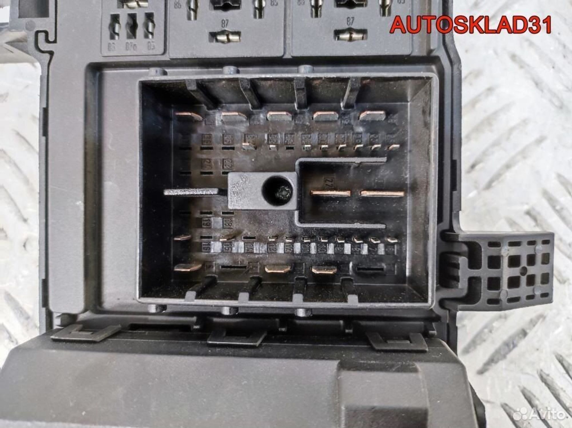 Блок предохранителей Opel Vectra C 13193587, 2100 рублей, Дубовое