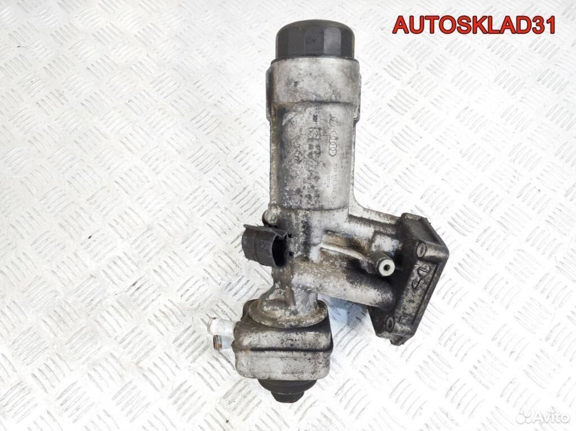 Корпус масляного фильтра VW Golf 4 038115389B TDI, 2100 рублей, Дубовое