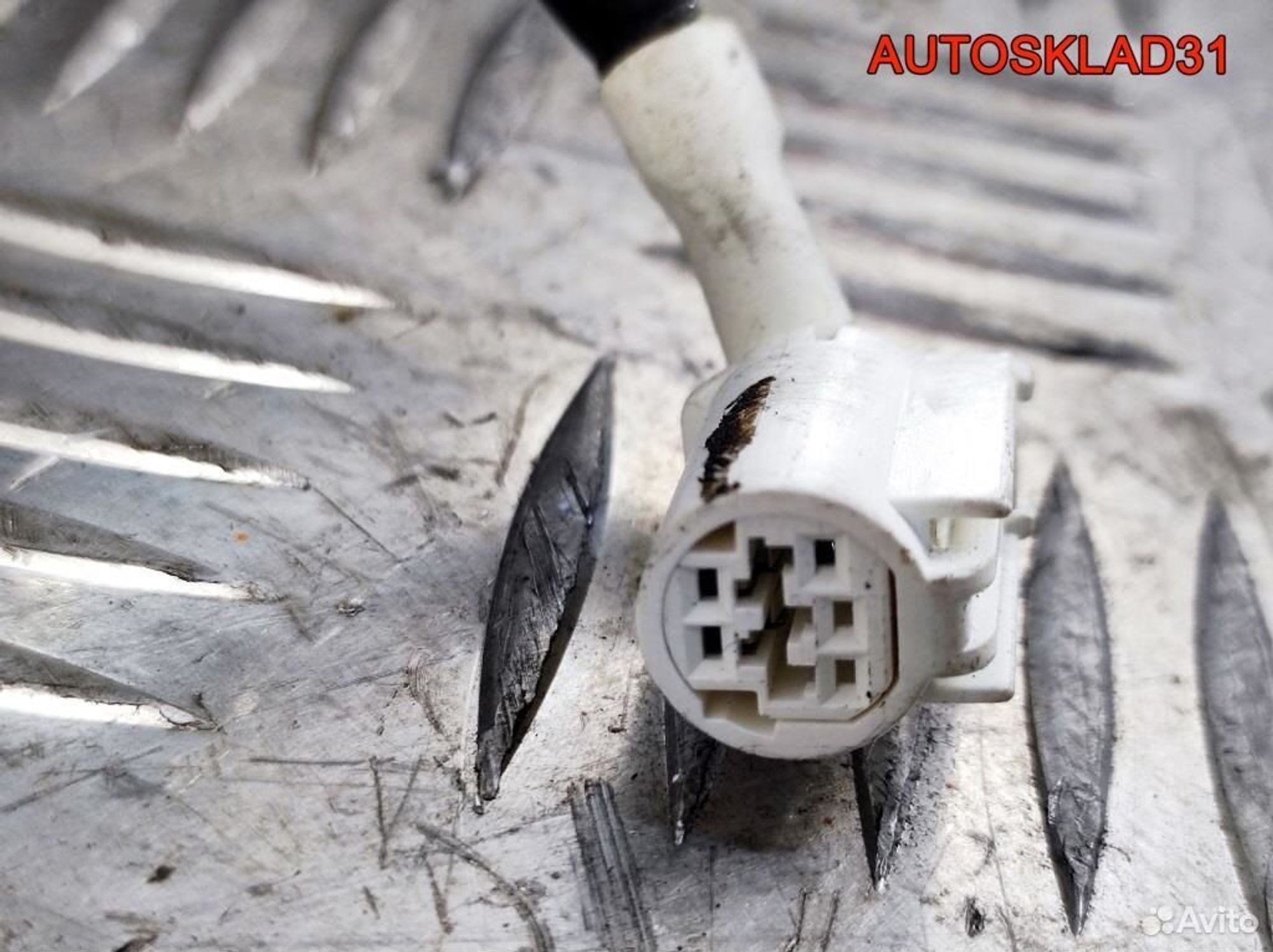 Зеркало правое Toyota Yaris 879100D250, 5700 рублей, Дубовое