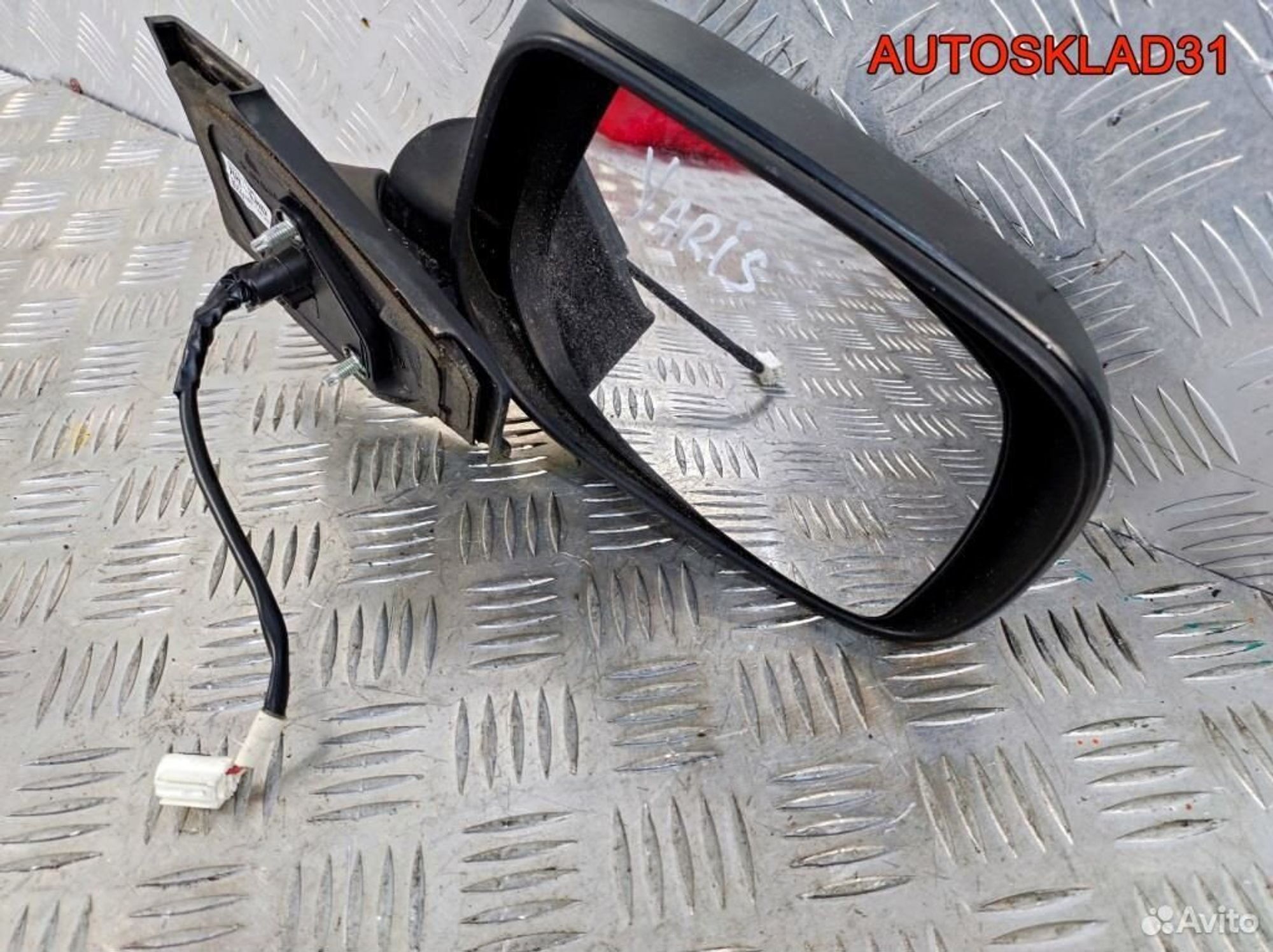 Зеркало правое Toyota Yaris 879100D250, 5700 рублей, Дубовое