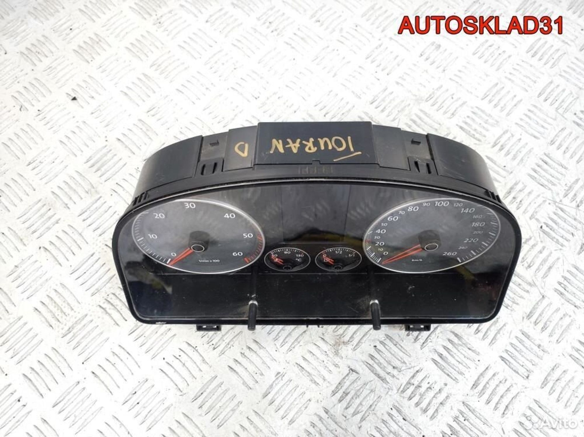 Панель приборов VW Touran 1T0920874D Дизель, 4600 рублей, Дубовое