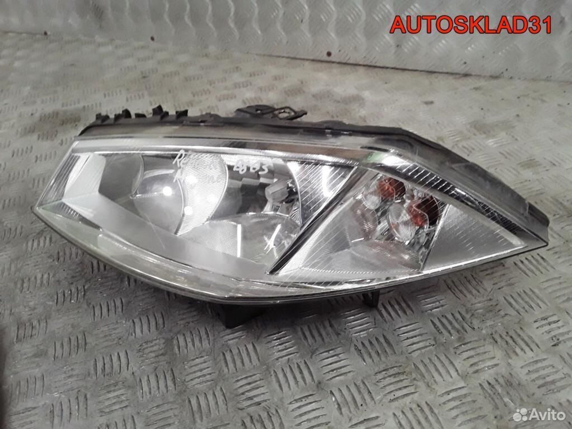 Фара левая Renault Megane 2 7701054656 Дорест, 8100 рублей, Дубовое