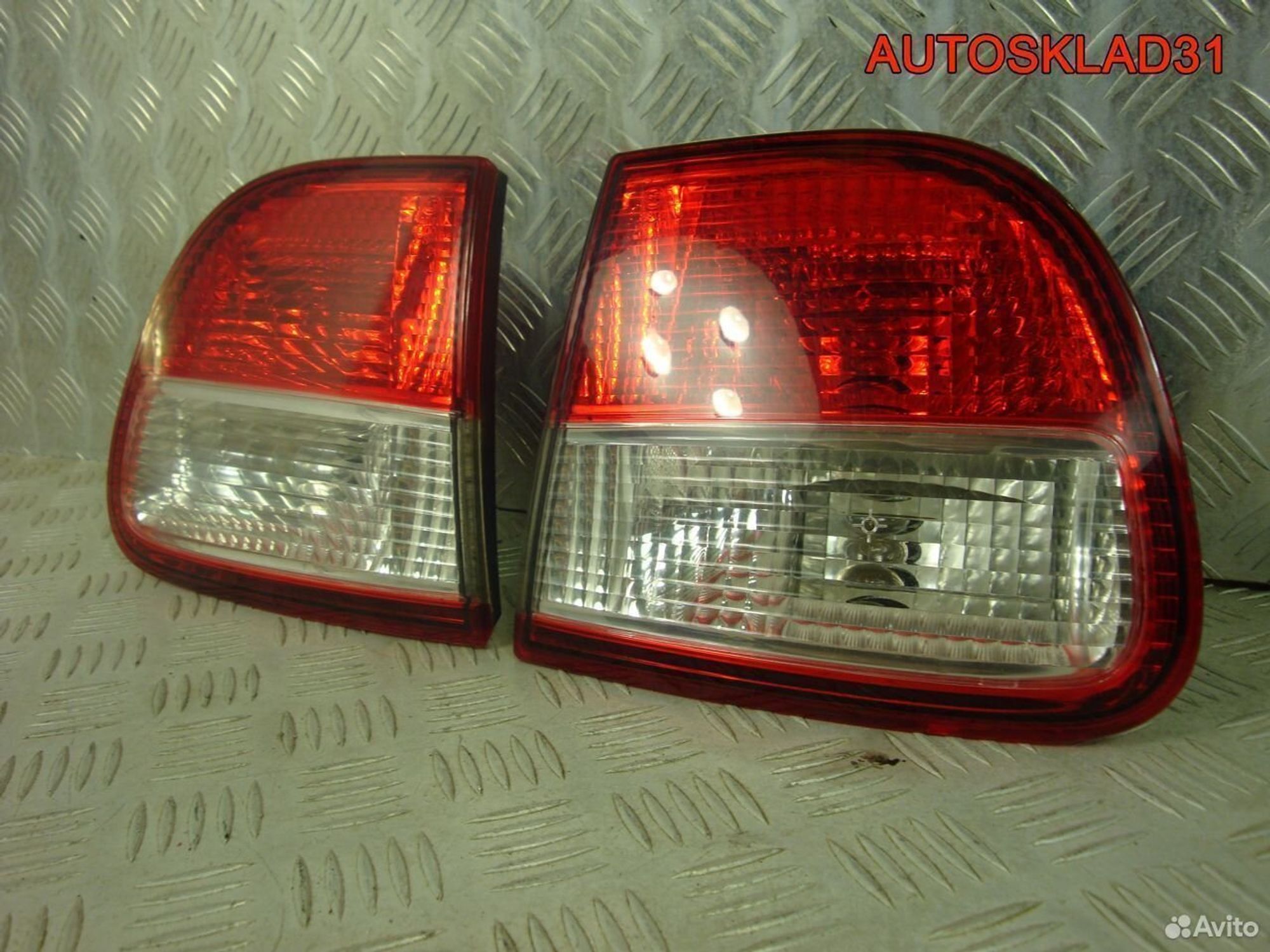 Фонарь задний внутренний Seat Leon 1M1 1м6945091в, 2100 рублей, Дубовое