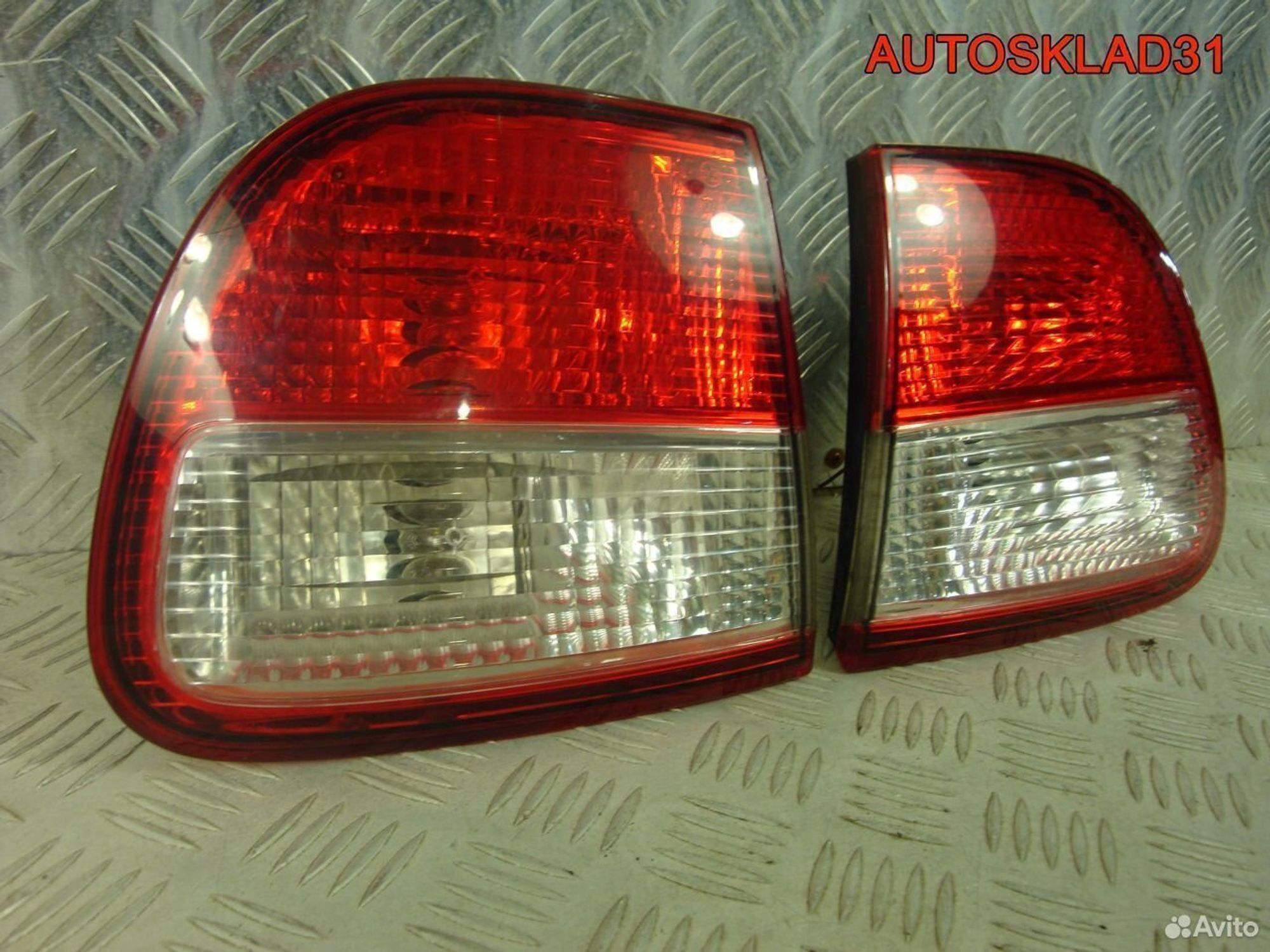 Фонарь задний внутренний Seat Leon 1M1 1м6945091в, 2100 рублей, Дубовое