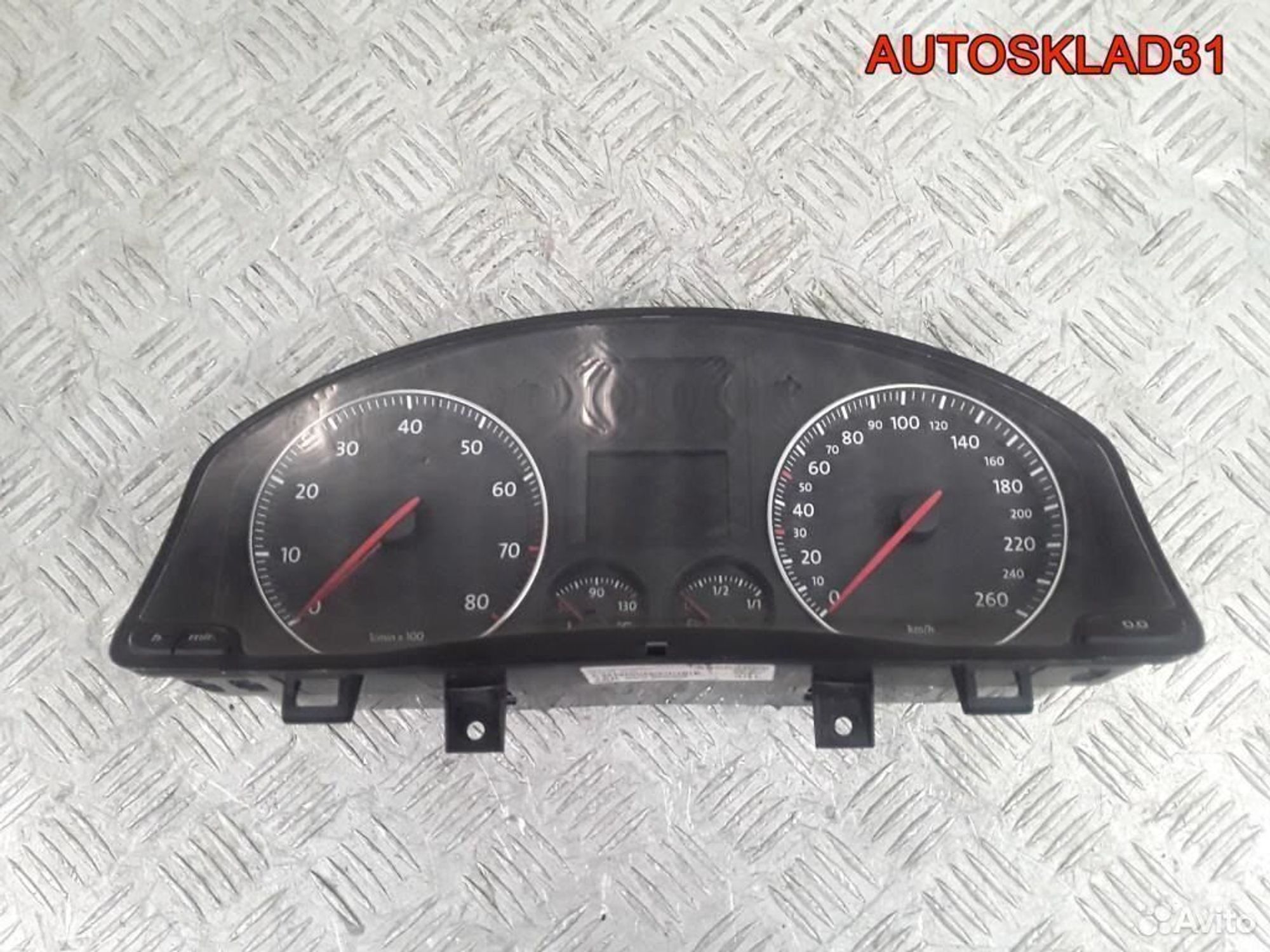 Панель приборов Volkswagen Golf Plus 1K0920852A, 4100 рублей, Дубовое