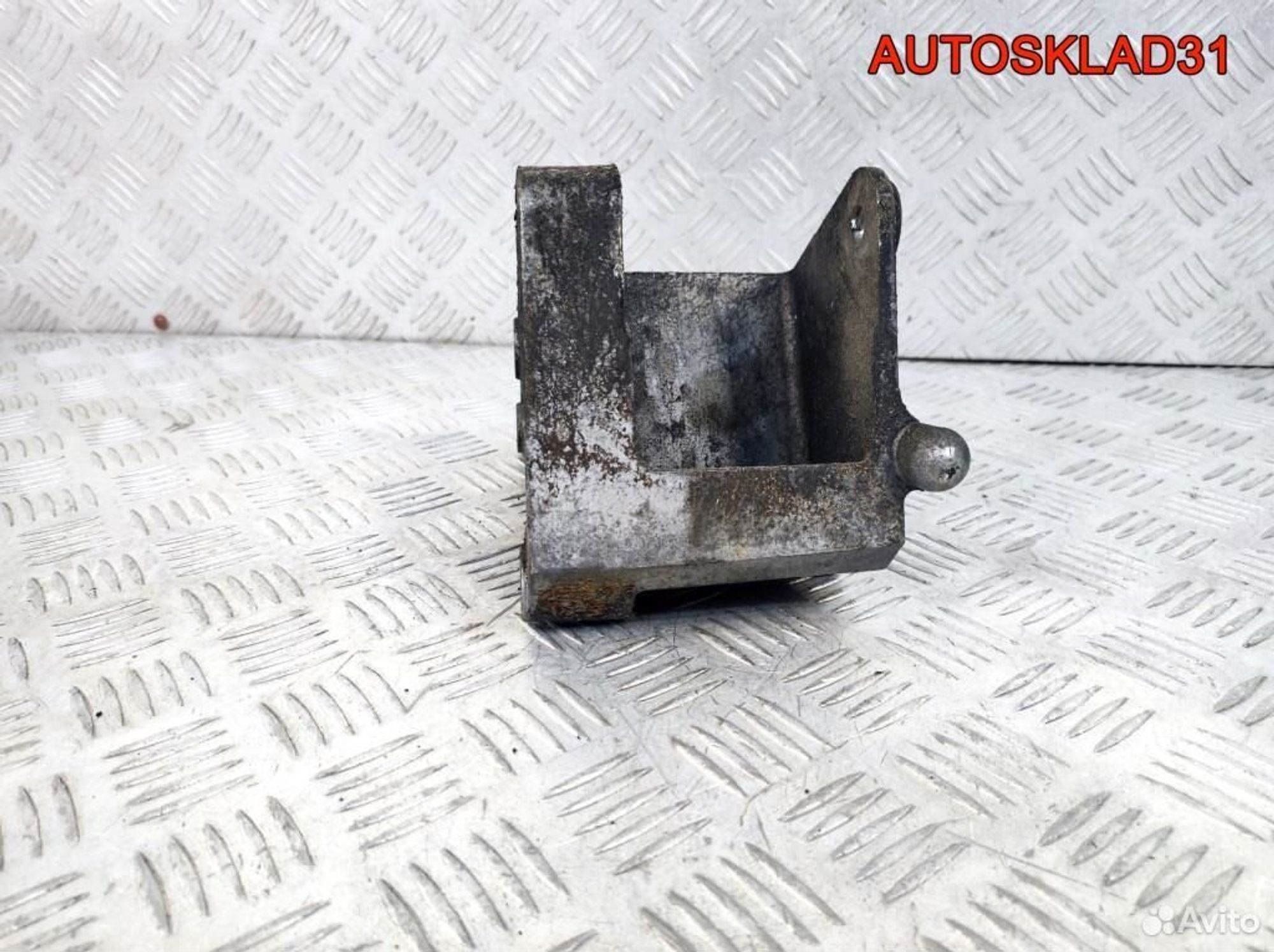 Кронштейн двигателя задний Opel Vectra C 9191126, 1700 рублей, Дубовое