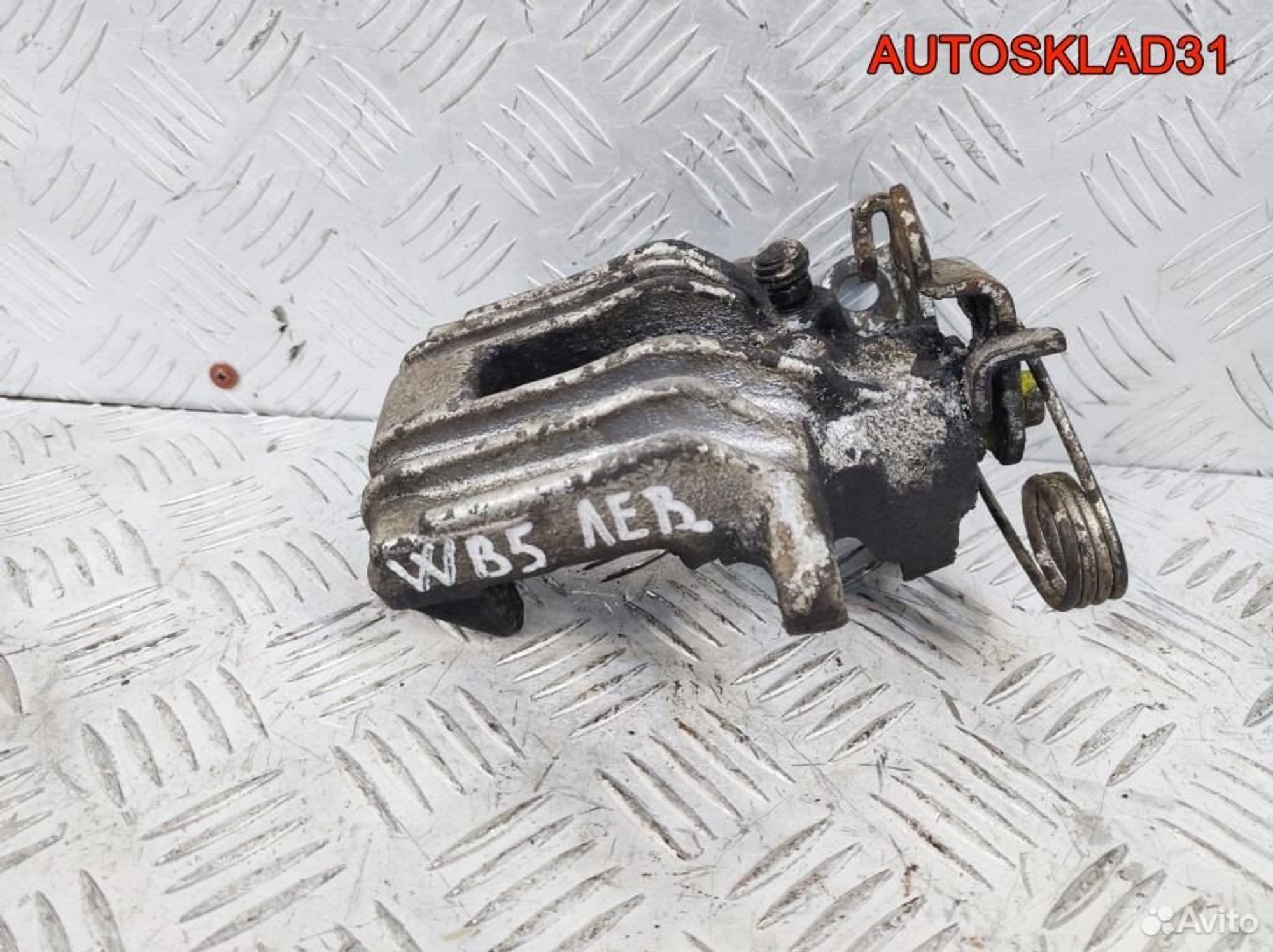 Суппорт тормозной задний левый VW Passat B5, 5000 рублей, Дубовое