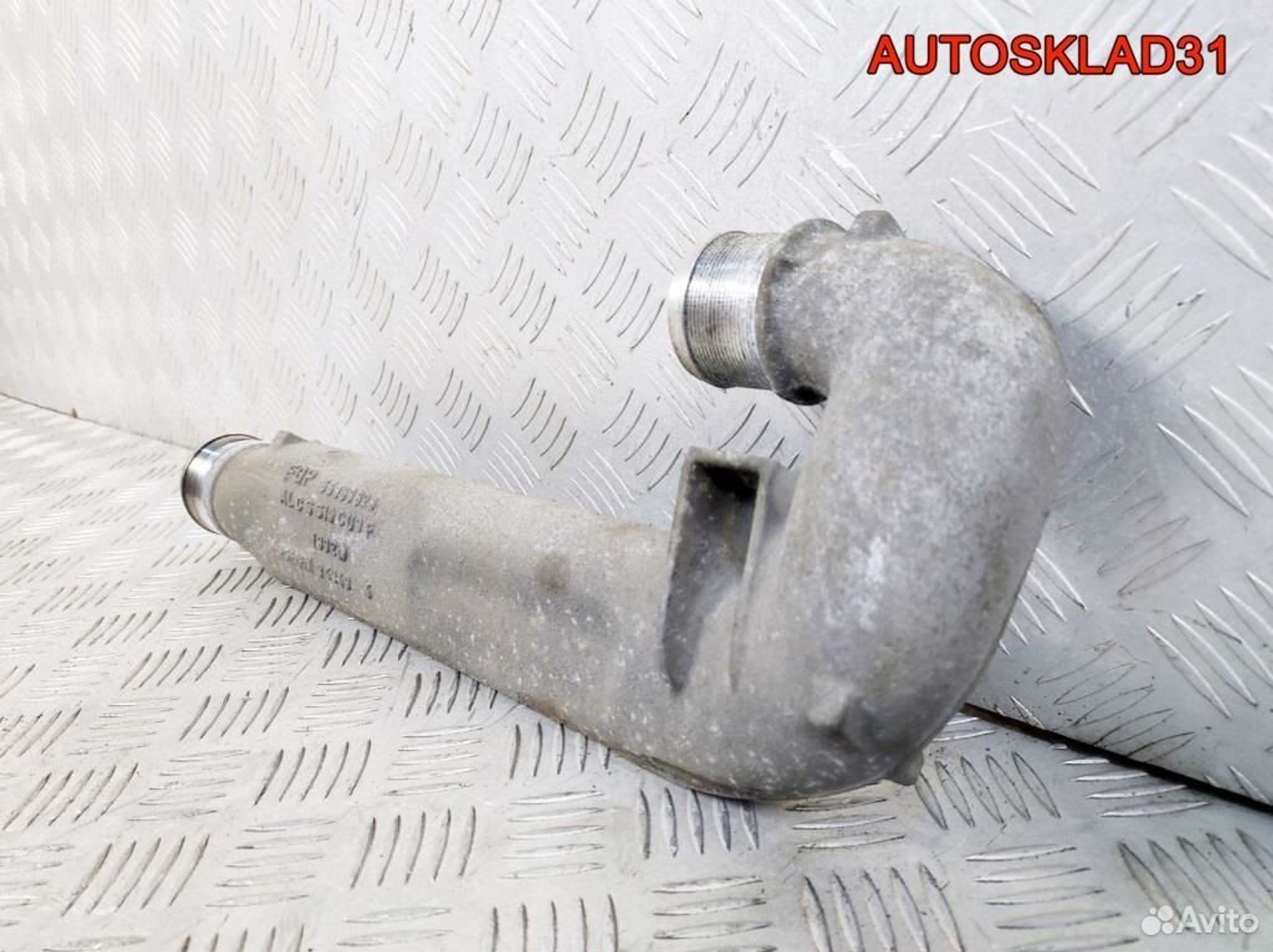 Патрубок интеркулера Opel Astra H 55353826 Дизель, 600 рублей, Дубовое