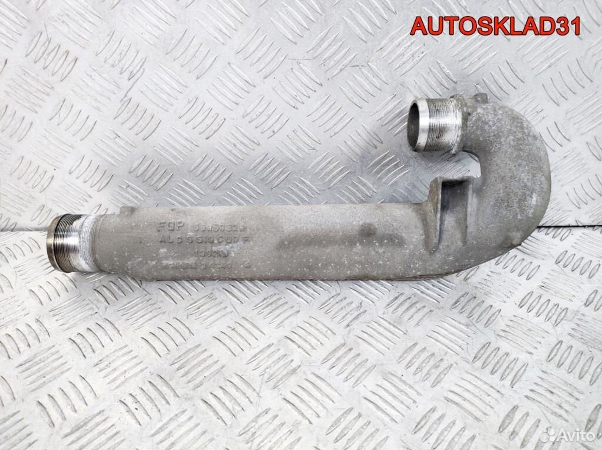 Патрубок интеркулера Opel Astra H 55353826 Дизель, 600 рублей, Дубовое