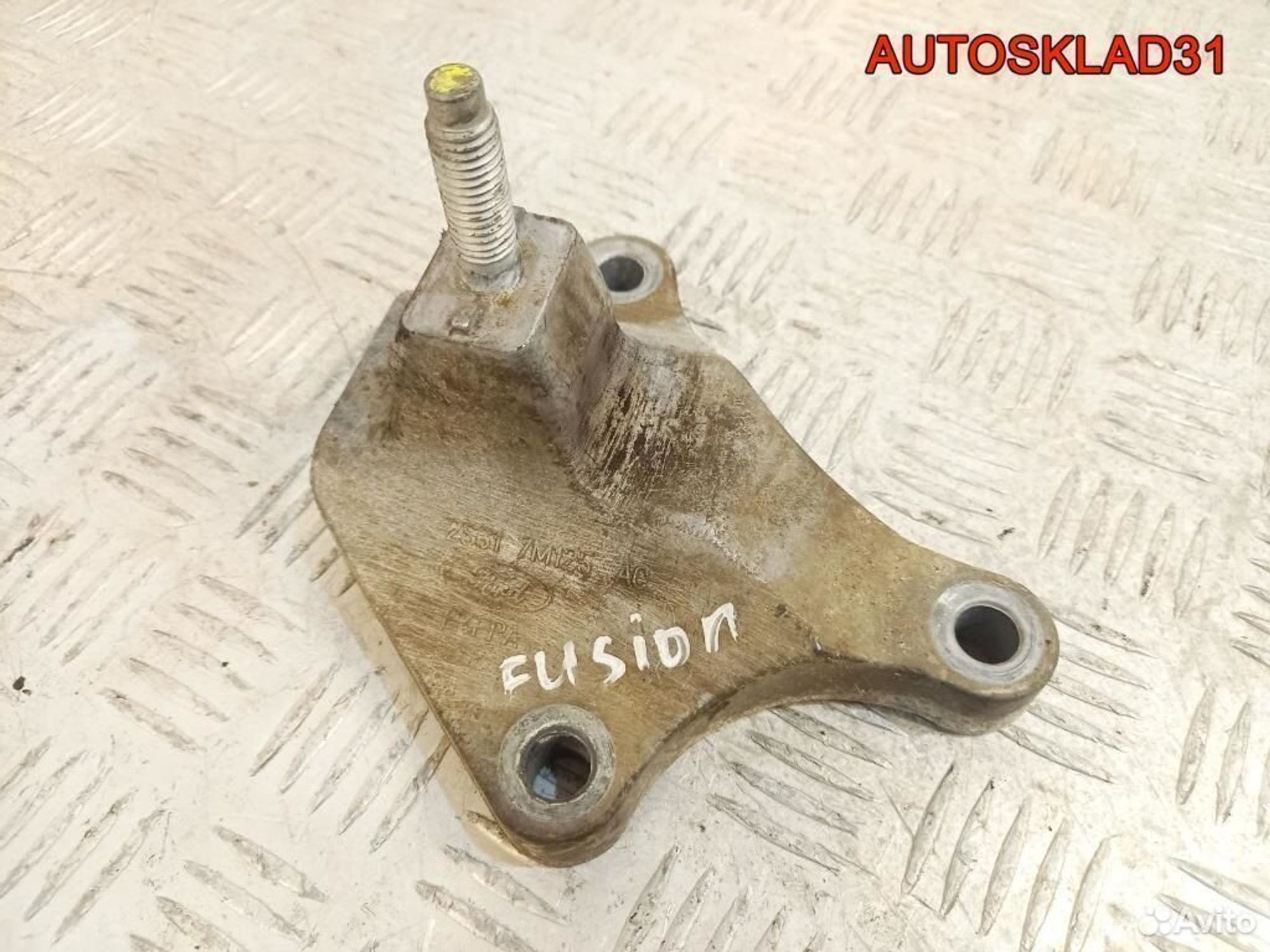 Кронштейн МКПП верхний Ford Fusion 2s617m125ac, 600 рублей, Дубовое