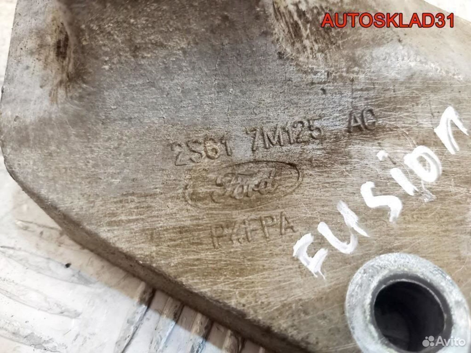 Кронштейн МКПП верхний Ford Fusion 2s617m125ac, 600 рублей, Дубовое