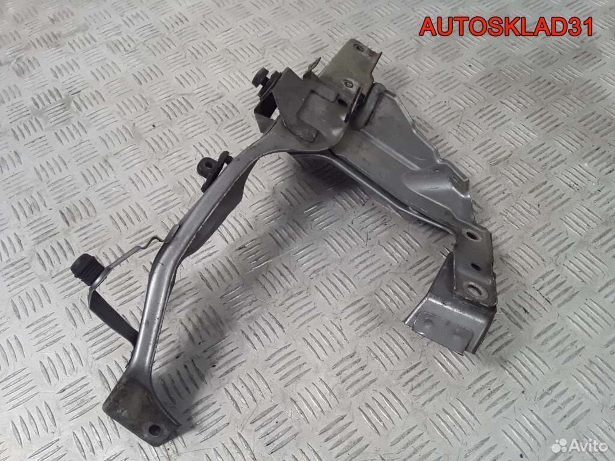 Панель передняя правая Opel Zafira B 13145254, 1700 рублей, Дубовое