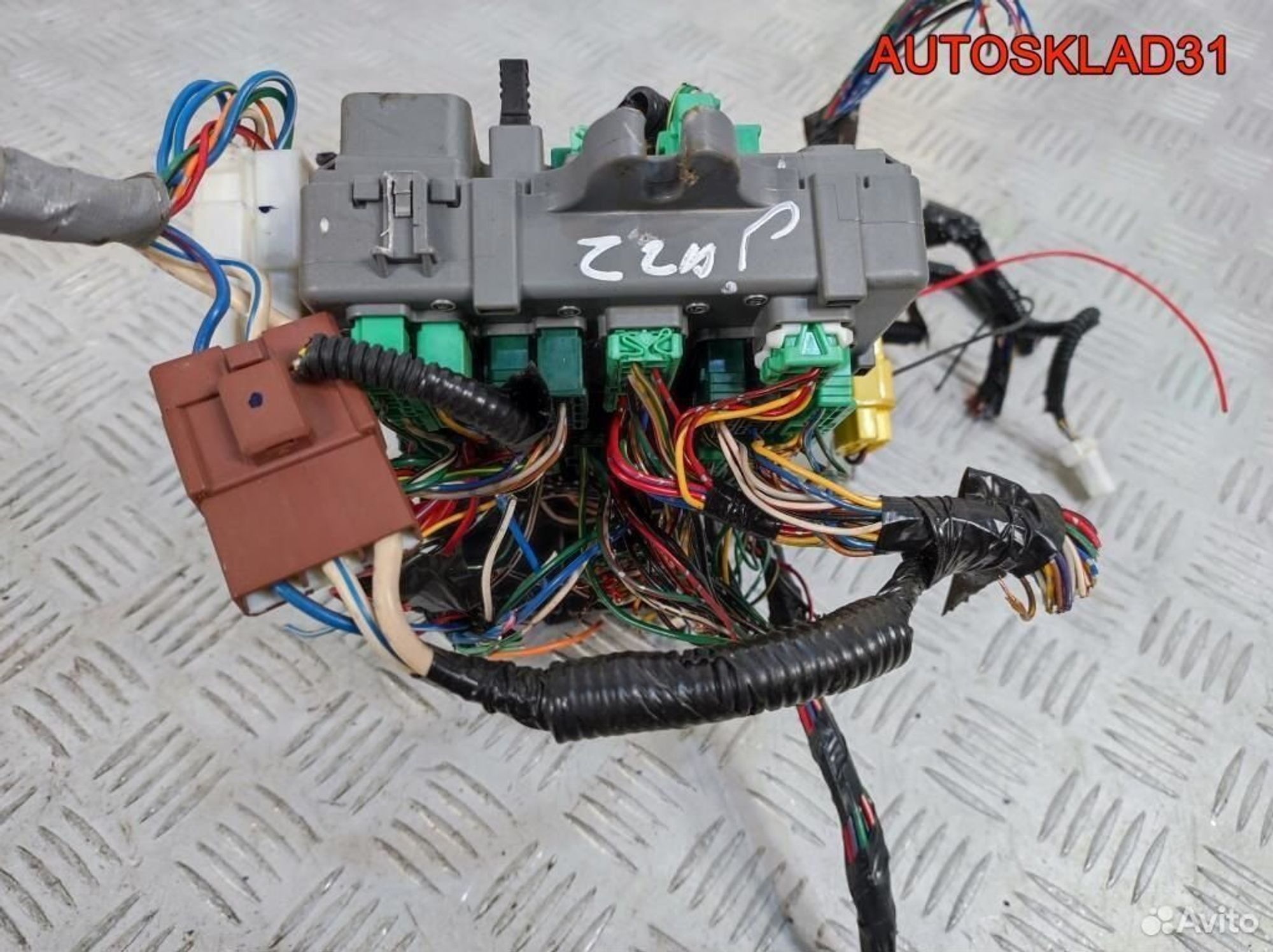 Блок предохранителей Honda Jazz 1.3 L13A1 Бензин, 1100 рублей, Дубовое