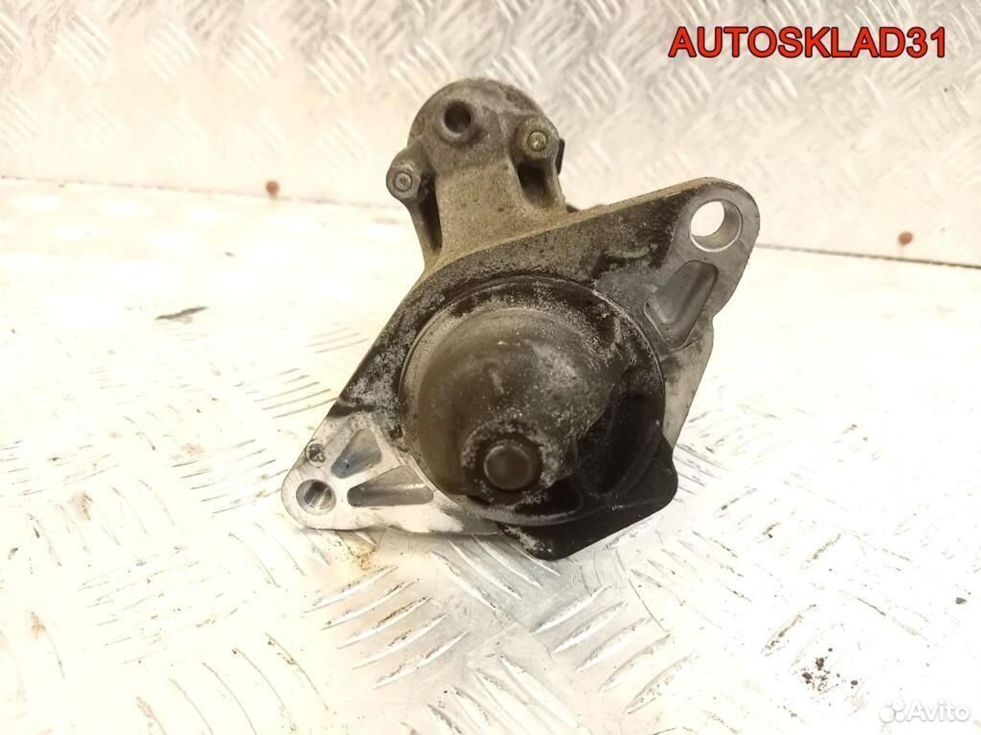 Стартер Toyota Yaris 1.3 1NR 281000Y020, 5200 рублей, Дубовое