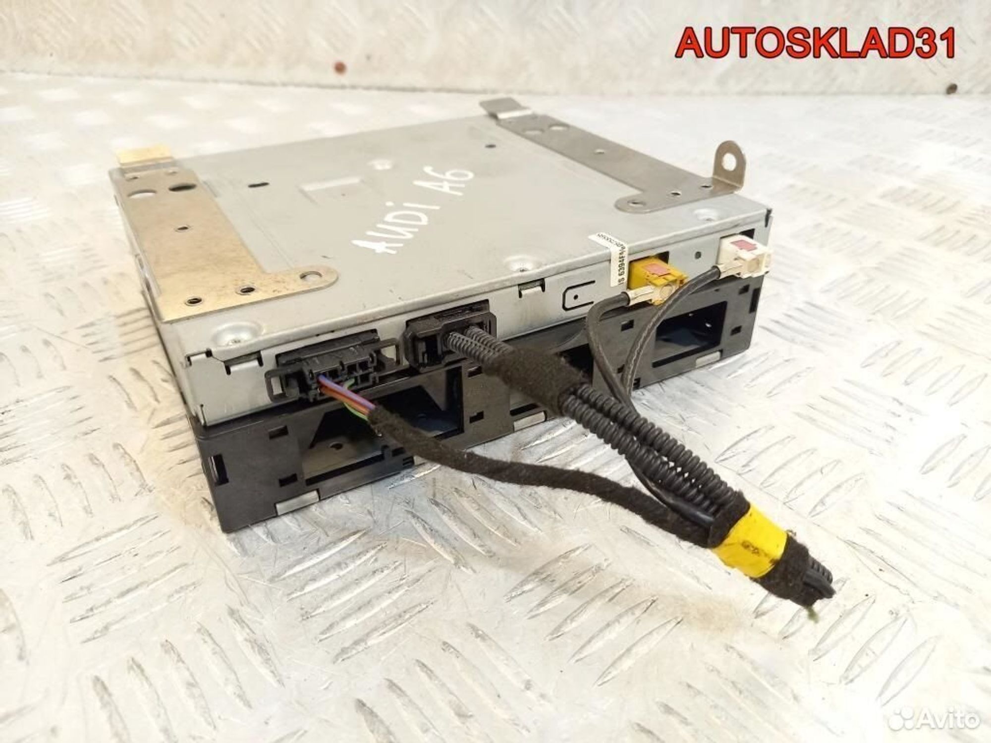 Блок управления магнитолой Audi A6 C6 4E0910541F, 3200 рублей, Дубовое