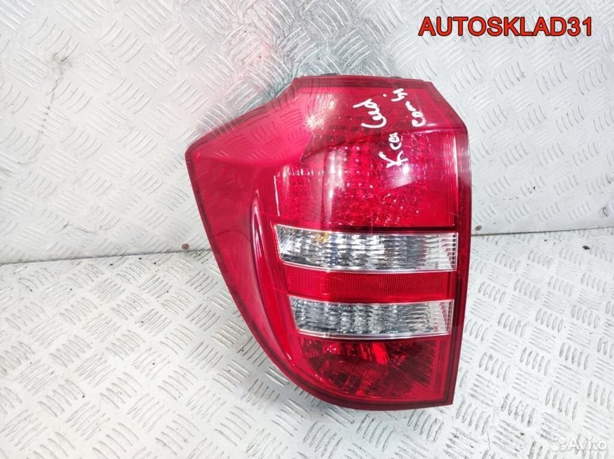 Фонарь задний левый Kia Ceed 924011H300 Универсал, 9200 рублей, Дубовое