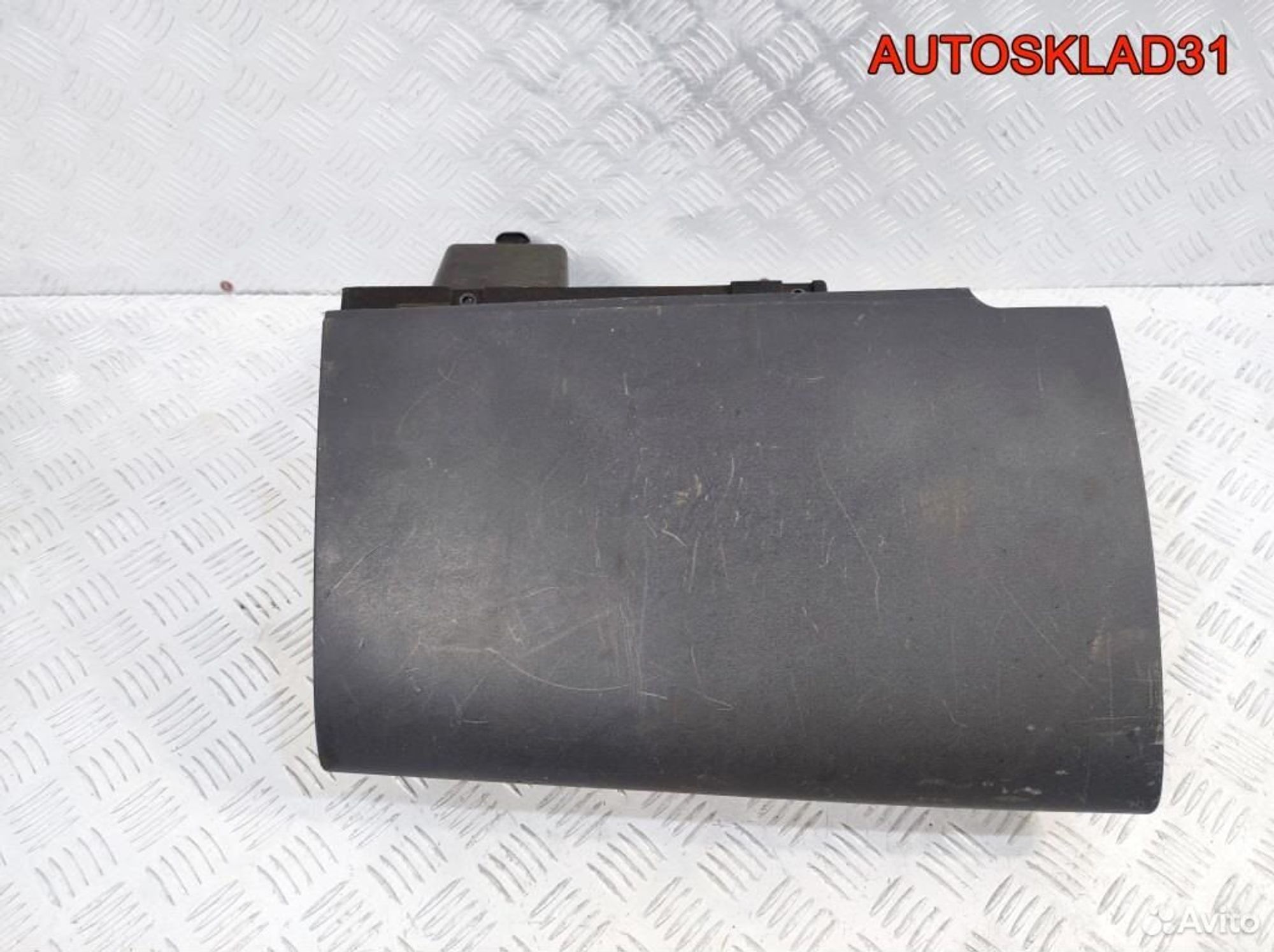 Бардачок Mitsubishi Colt Z3 MN140024ZZ, 2100 рублей, Дубовое