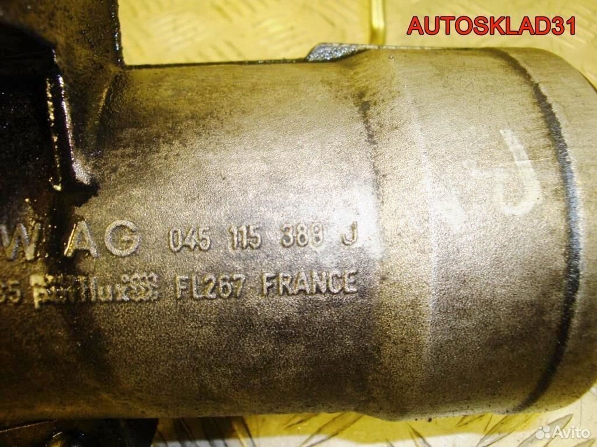 Корпус масляного фильтра VW Passat B6 045115389J, 900 рублей, Дубовое