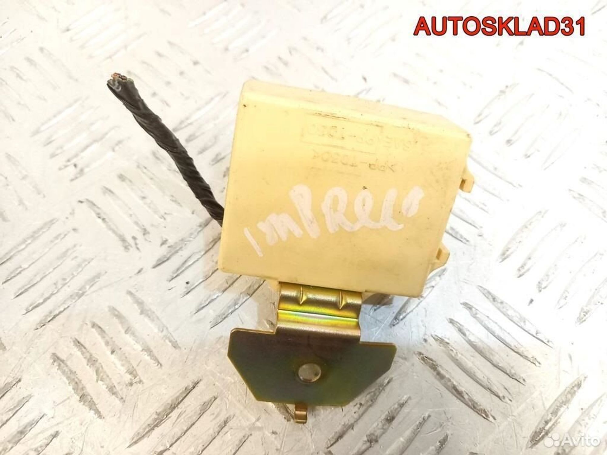 Реле ремней безопасности Subaru Impreza 88013FE022, 1100 рублей, Дубовое