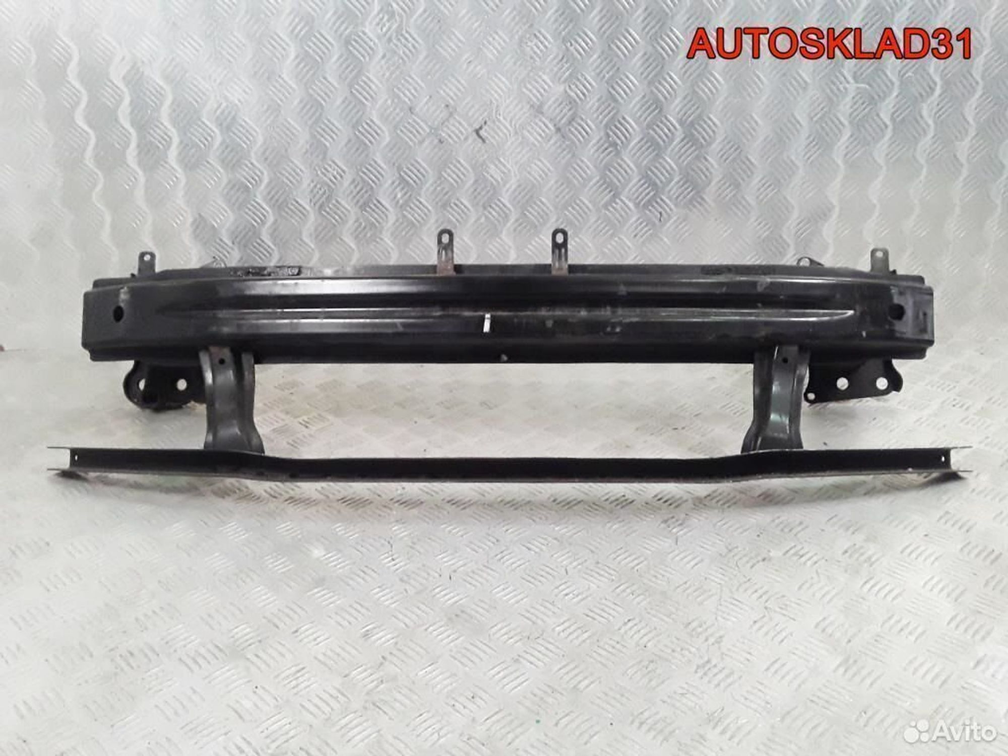 Усилитель переднего бампера Passat B6 3C0807109C, 3200 рублей, Дубовое