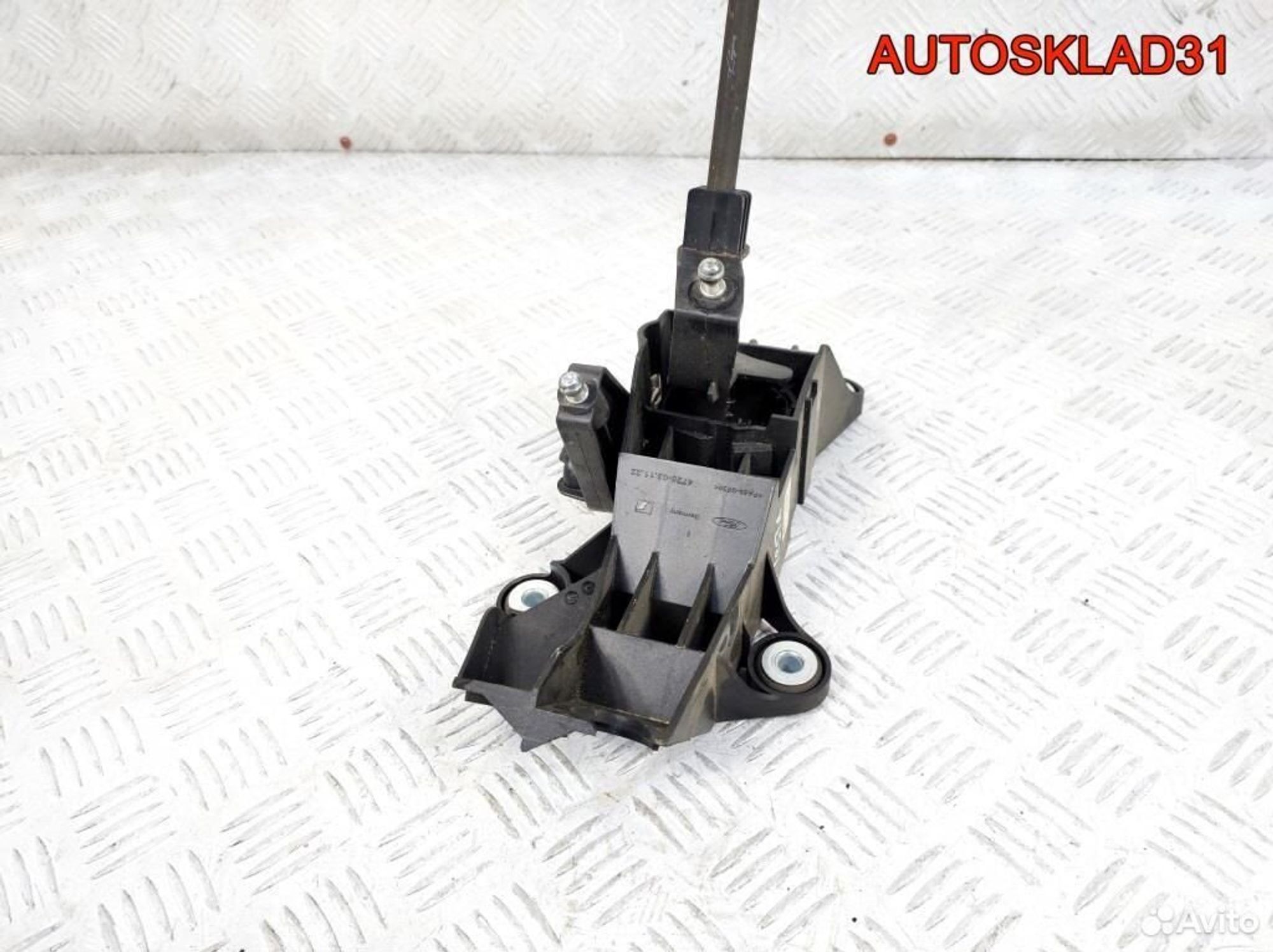 Кулиса МКПП Ford Fiesta 8A6R7C453MAB, 1700 рублей, Дубовое