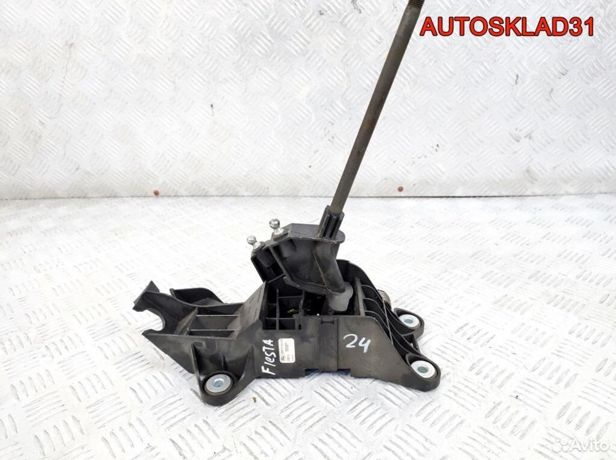 Кулиса МКПП Ford Fiesta 8A6R7C453MAB, 1700 рублей, Дубовое
