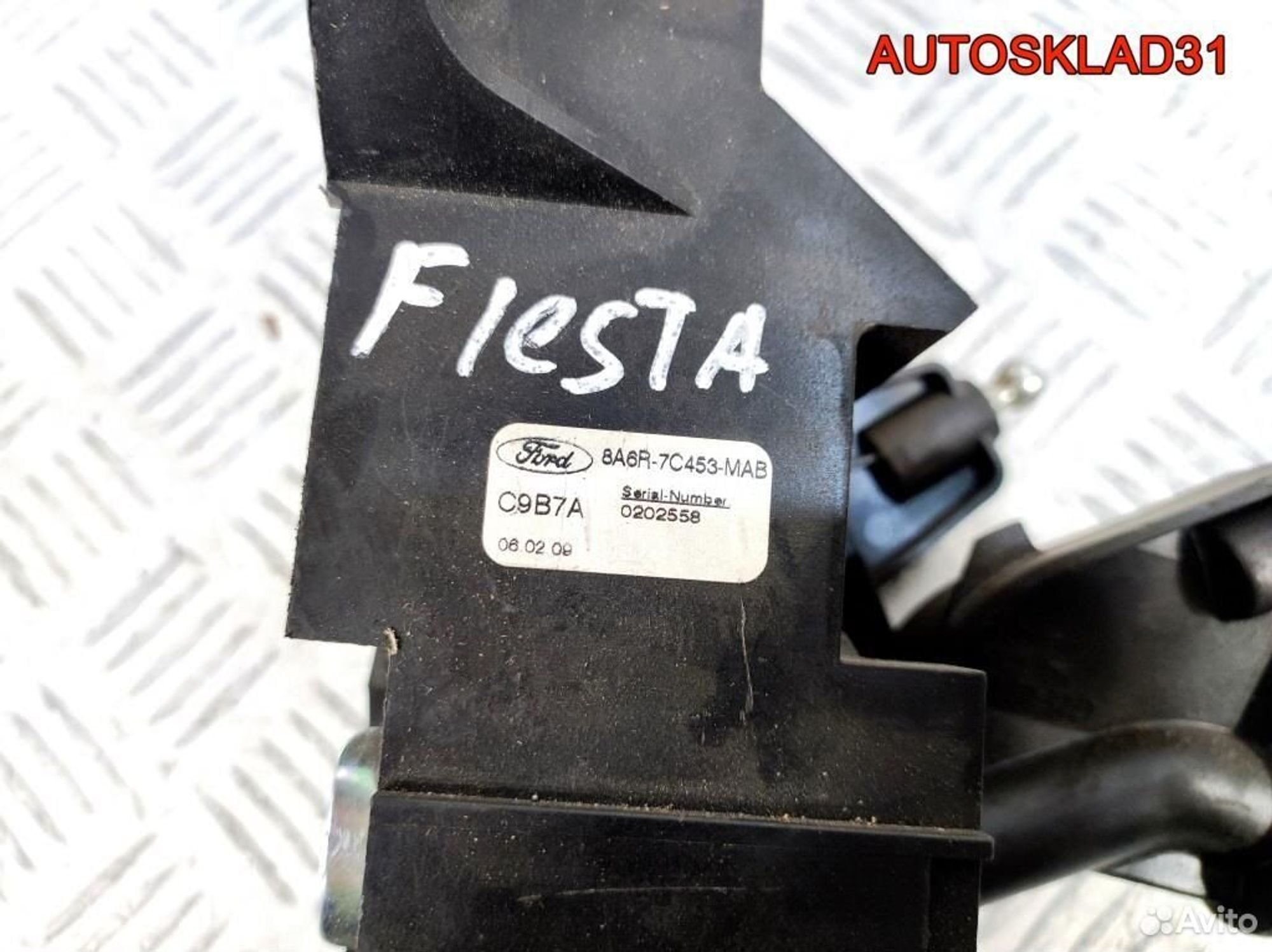 Кулиса МКПП Ford Fiesta 8A6R7C453MAB, 1700 рублей, Дубовое