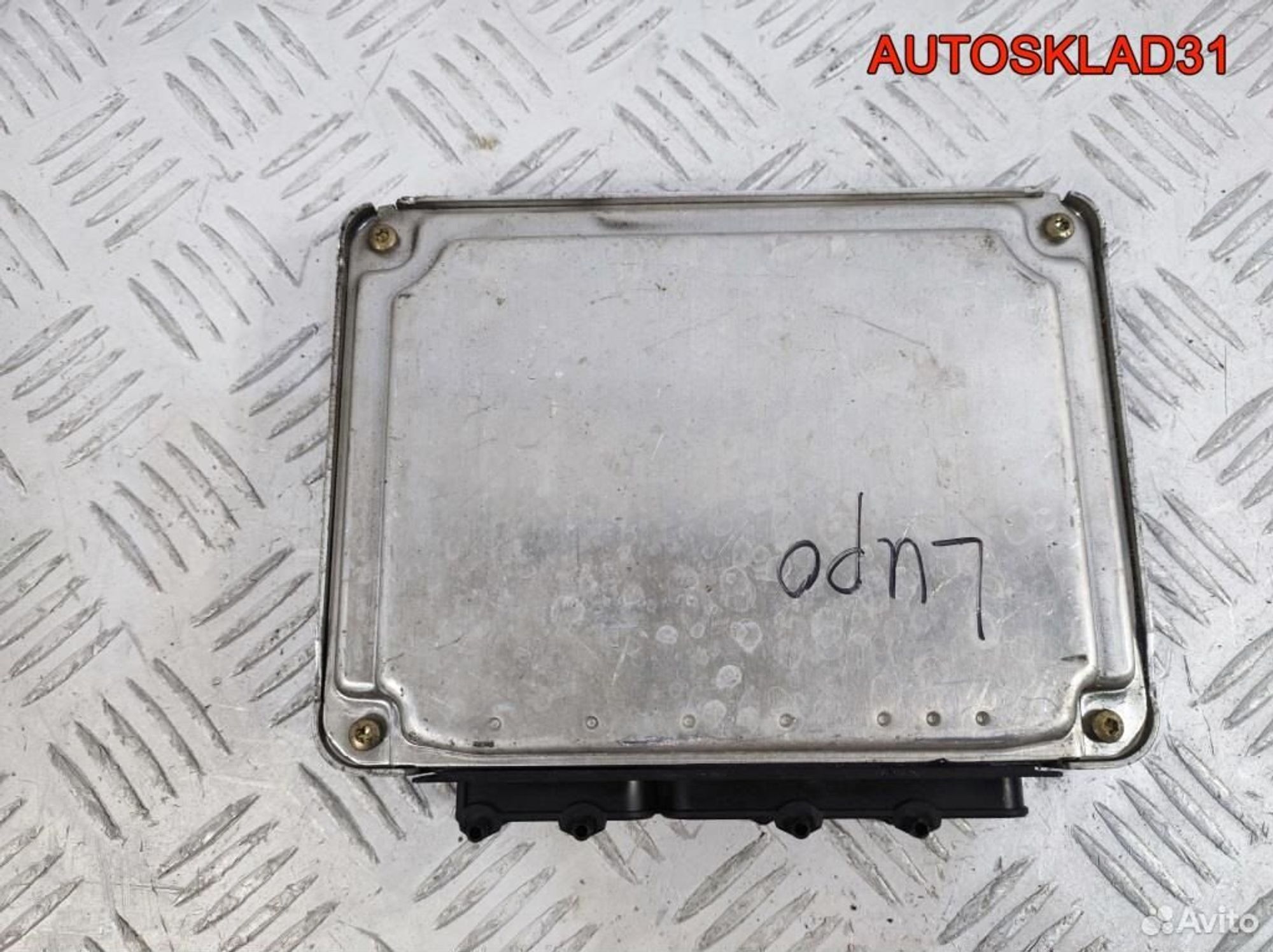 Блок эбу Volkswagen Lupo 1,0 AUC 030906032AS, 1000 рублей, Дубовое