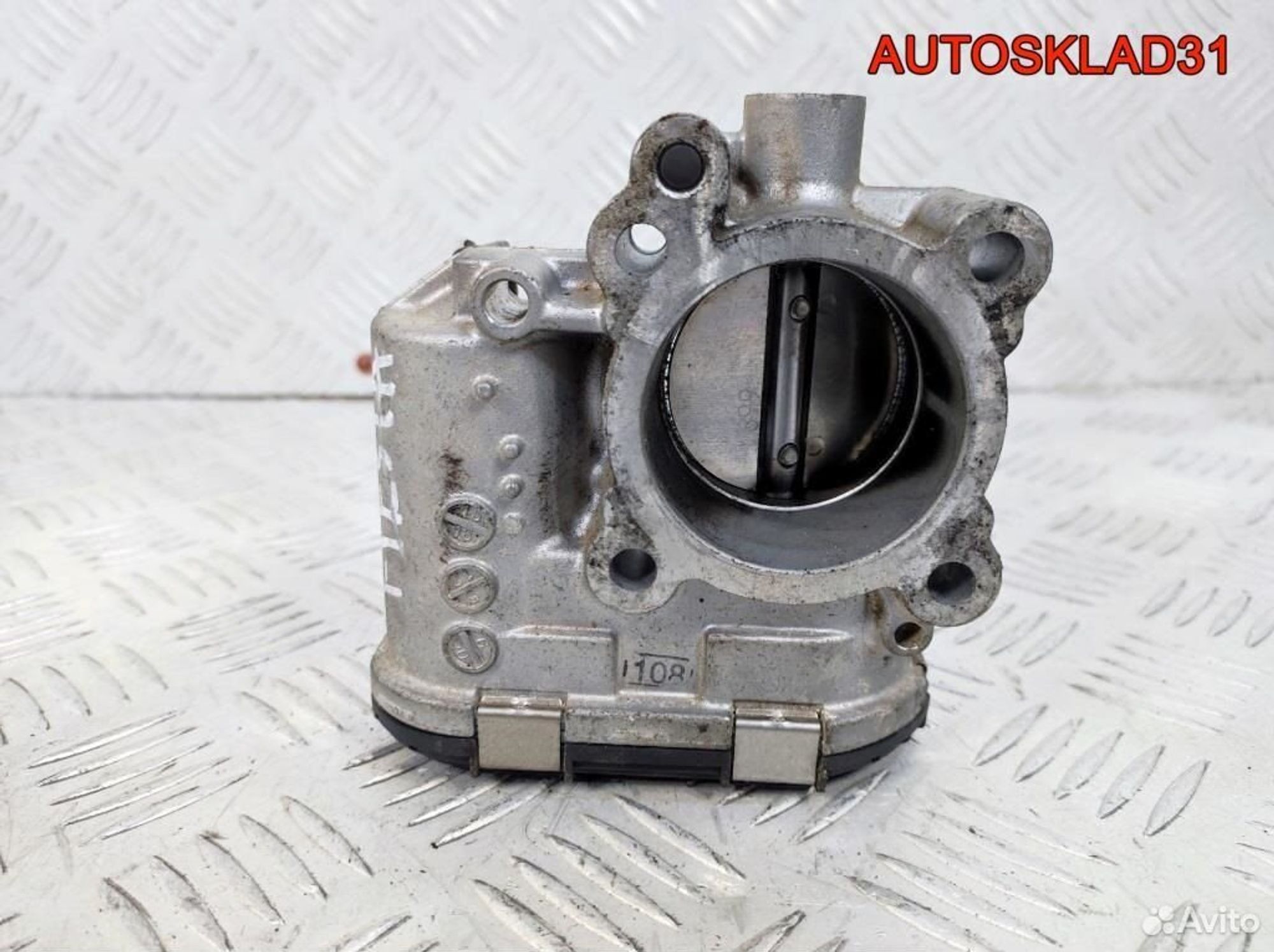 Заслонка дроссельная Ford Fusion 8A6G9F991AC, 2500 рублей, Дубовое