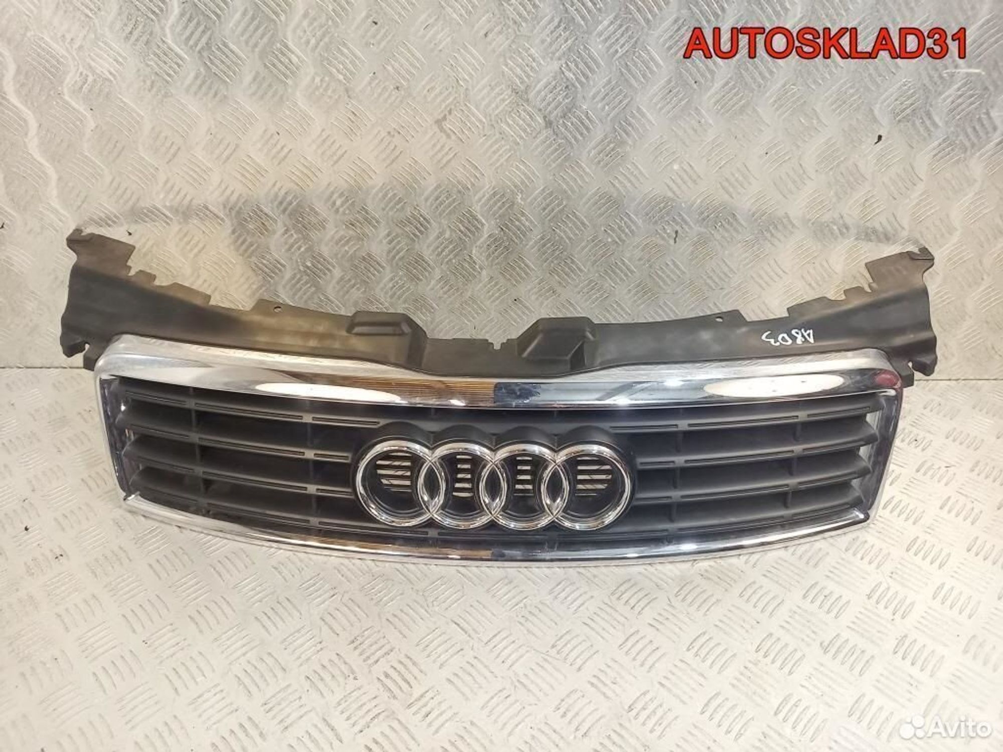 Решетка радиатора Audi A8 4E 2002-2005 4E0807653A, 12200 рублей, Дубовое