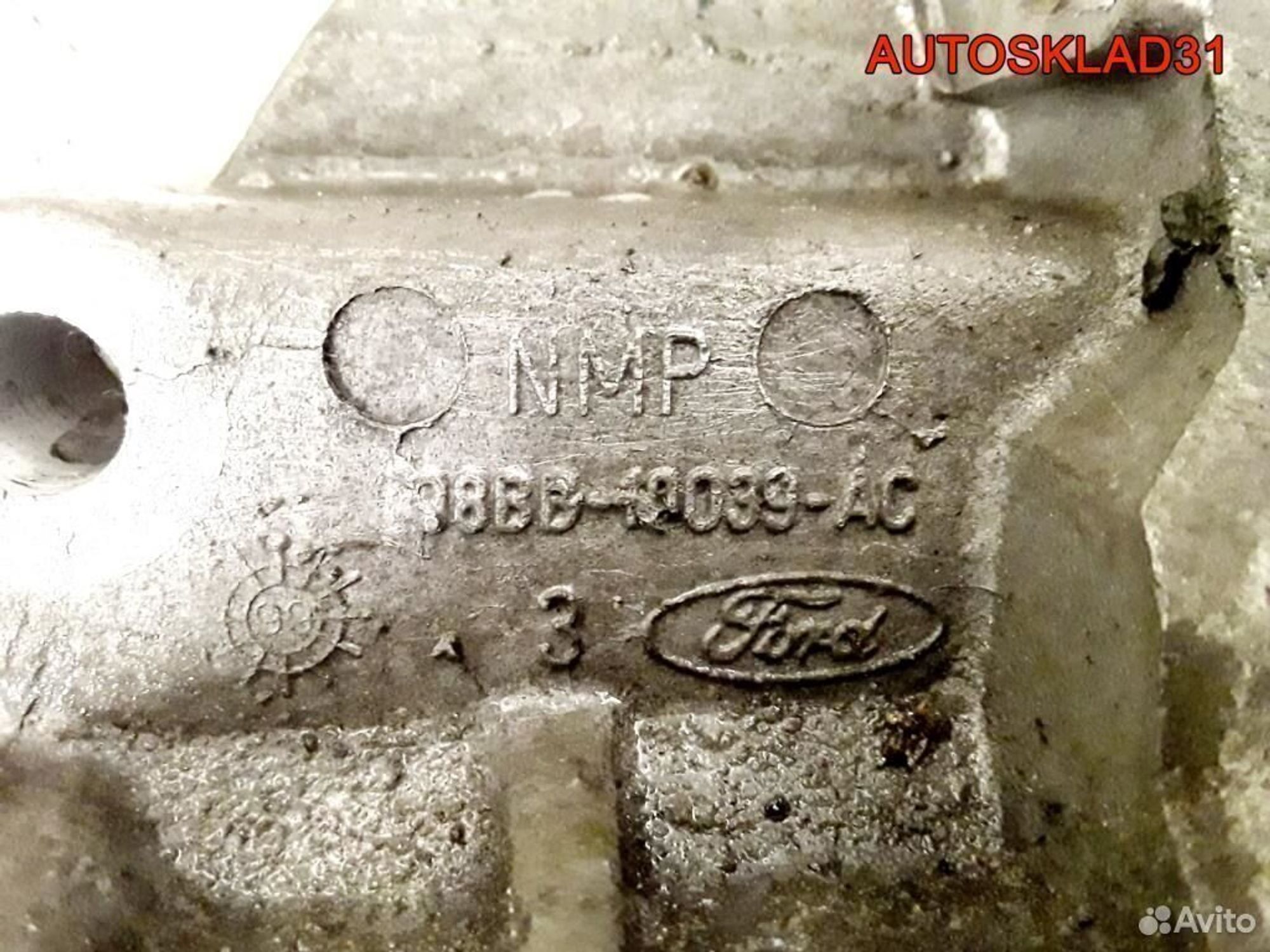 Кронштейн генератора Ford Mondeo 2 98BB10039AC, 1100 рублей, Дубовое