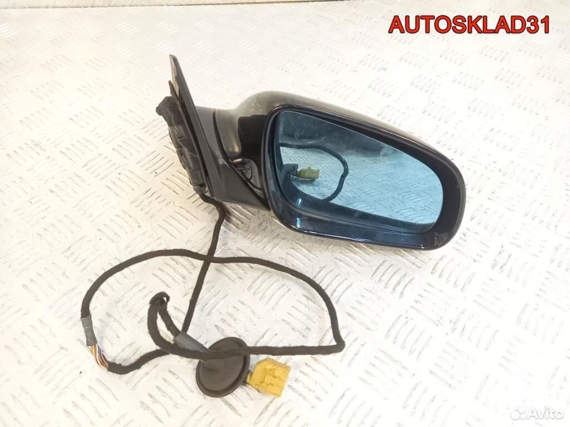 Зеркало правое электрическое Audi A8 D3 4E1858532P, 7200 рублей, Дубовое