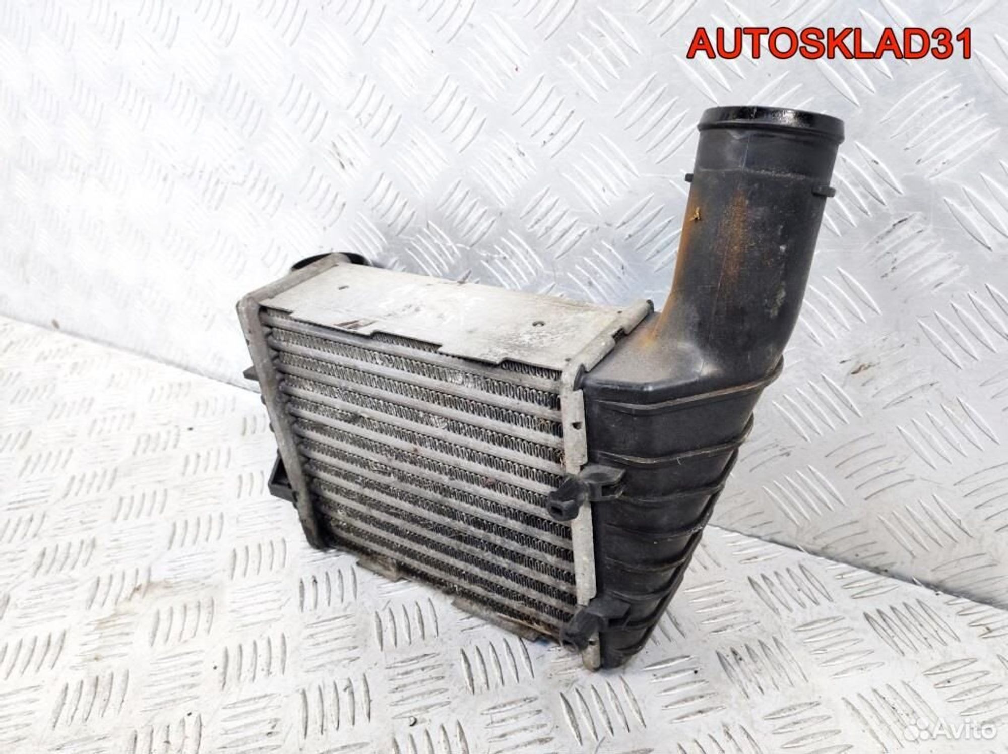 Интеркулер правый Audi A4 B5 2,5 TDI 059145806, 3200 рублей, Дубовое