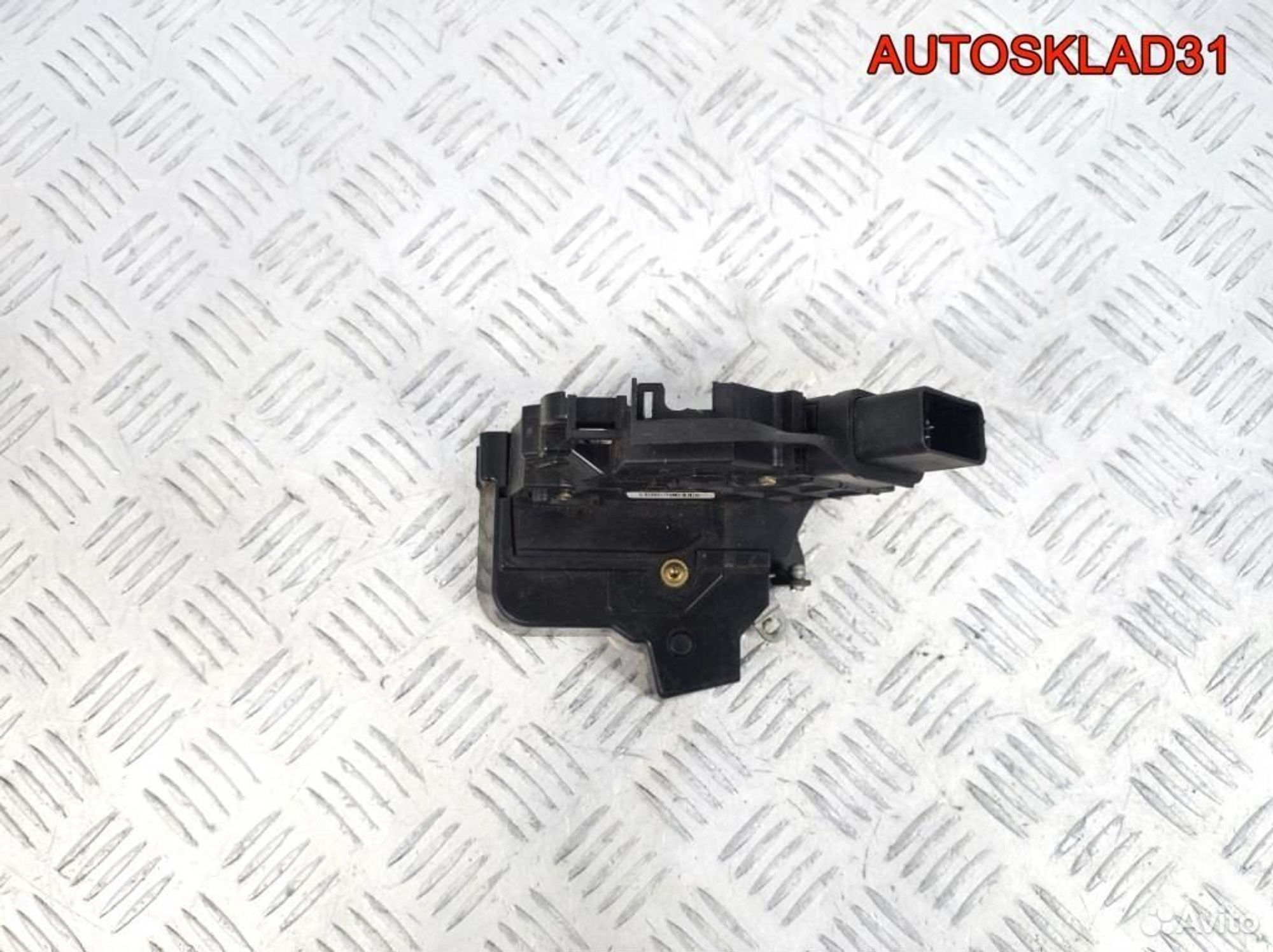 Замок двери перед правой Ford Focus 2 3M5AR21812AK, 2300 рублей, Дубовое
