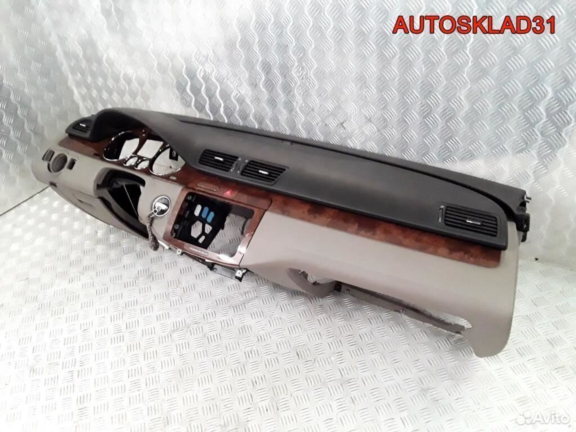 Торпедо Volkswagen Passat B6 3C1857004, 25000 рублей, Дубовое